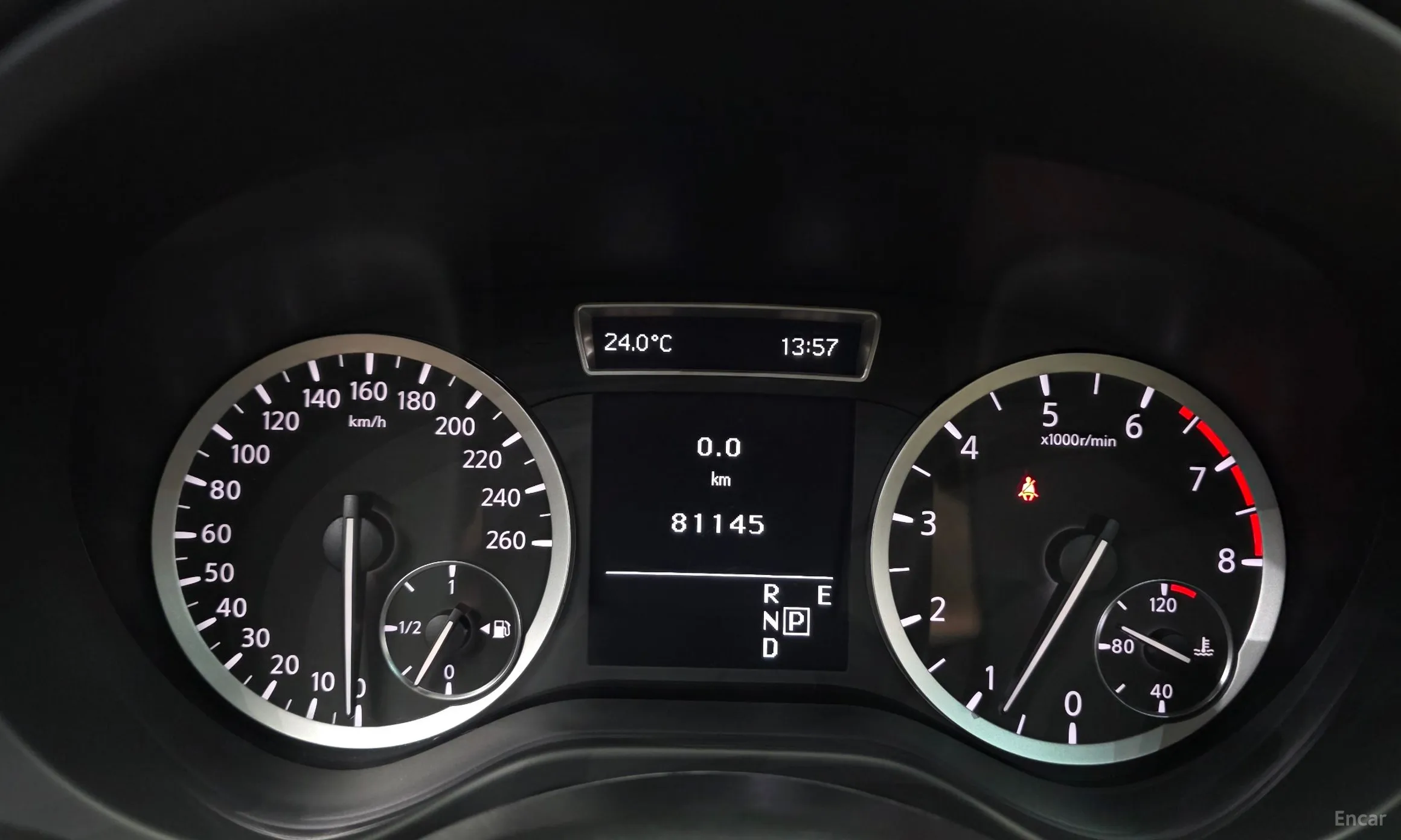Infiniti QX30 превью 8