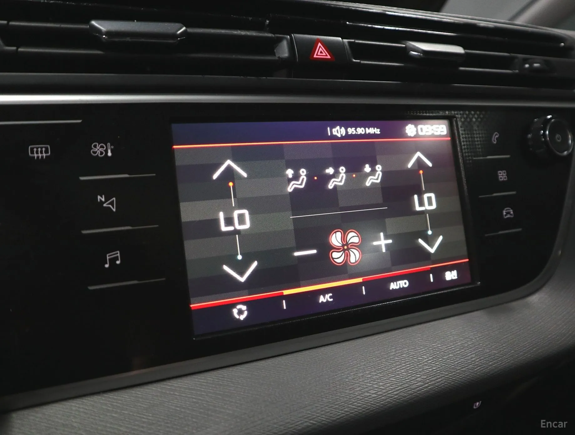 Citroën/DS Grand C4 Picasso превью 11