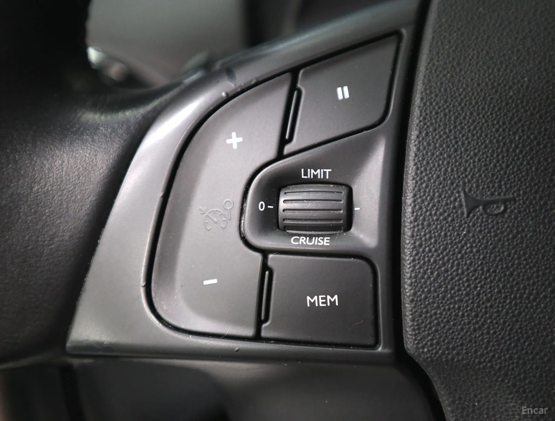 Citroën/DS Grand C4 Picasso превью 12