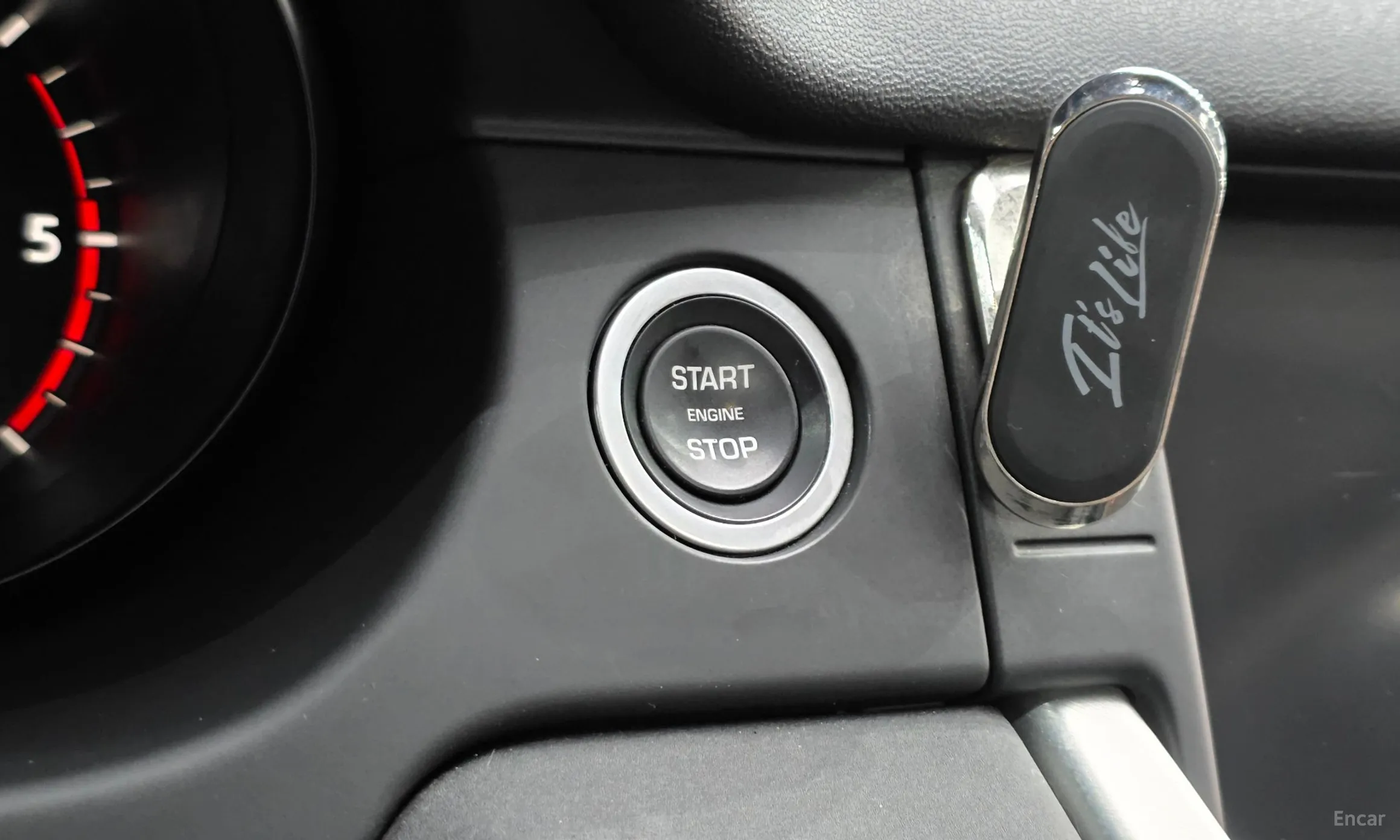 Land Rover Discovery Sports превью 14
