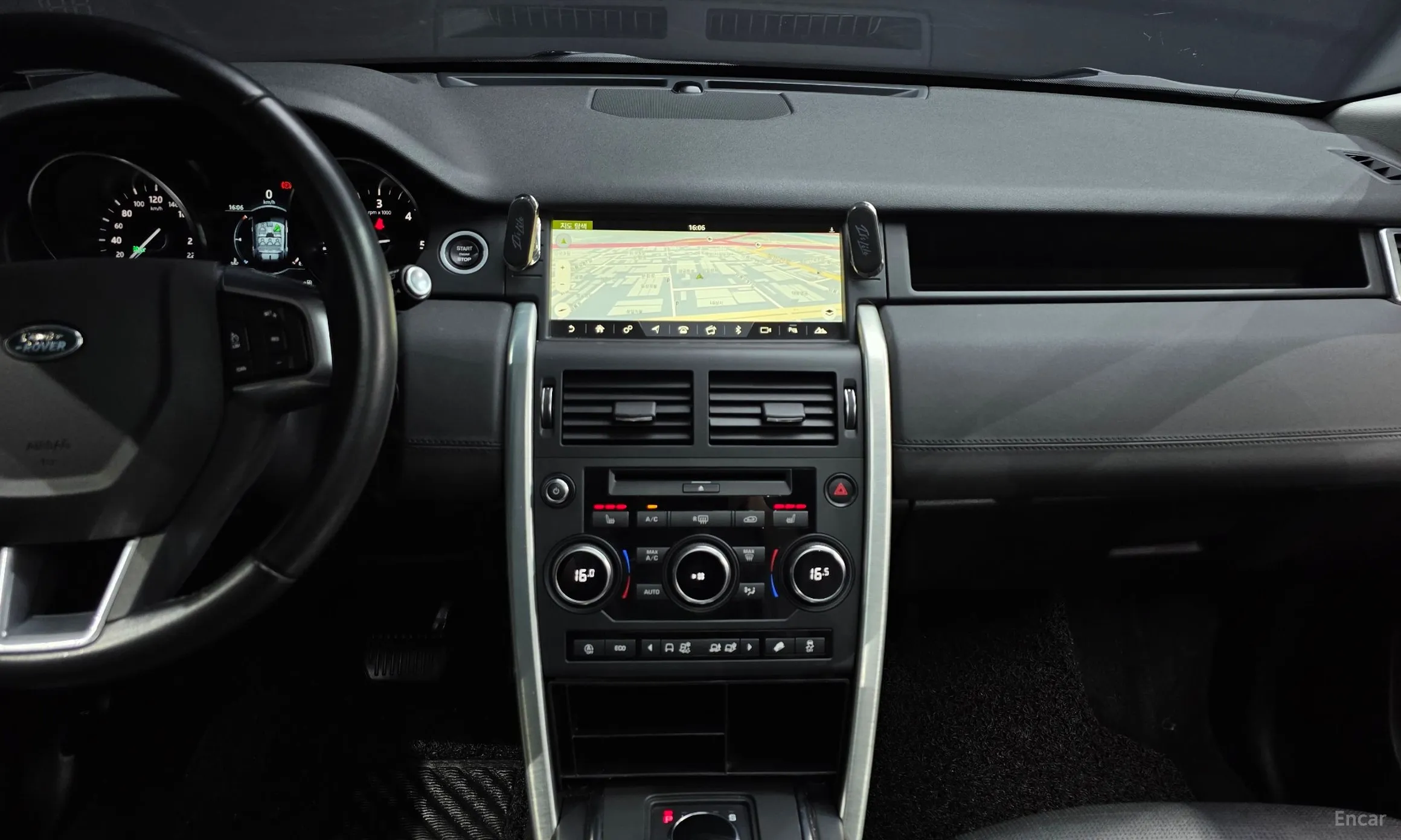 Land Rover Discovery Sports превью 16