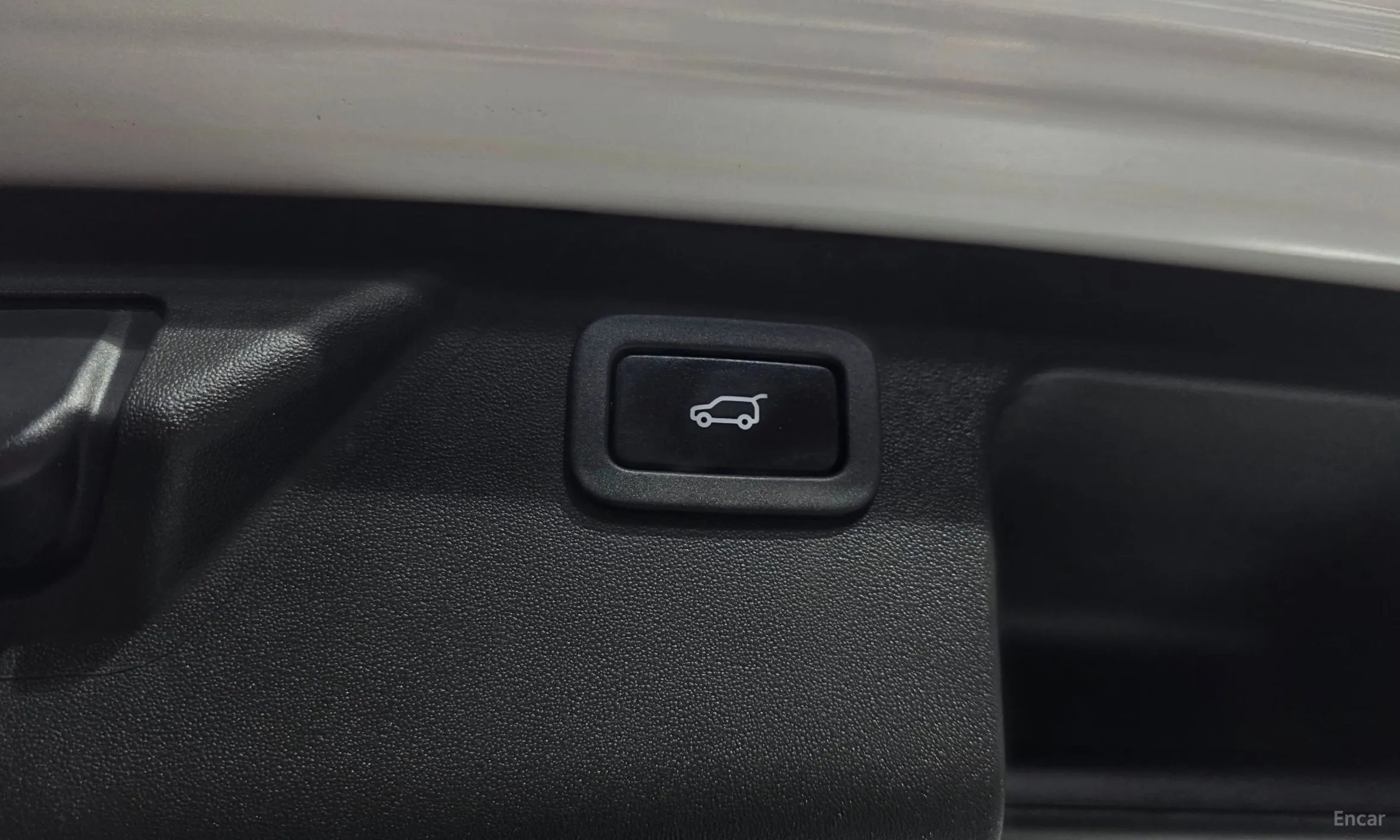 Land Rover Discovery Sports превью 19