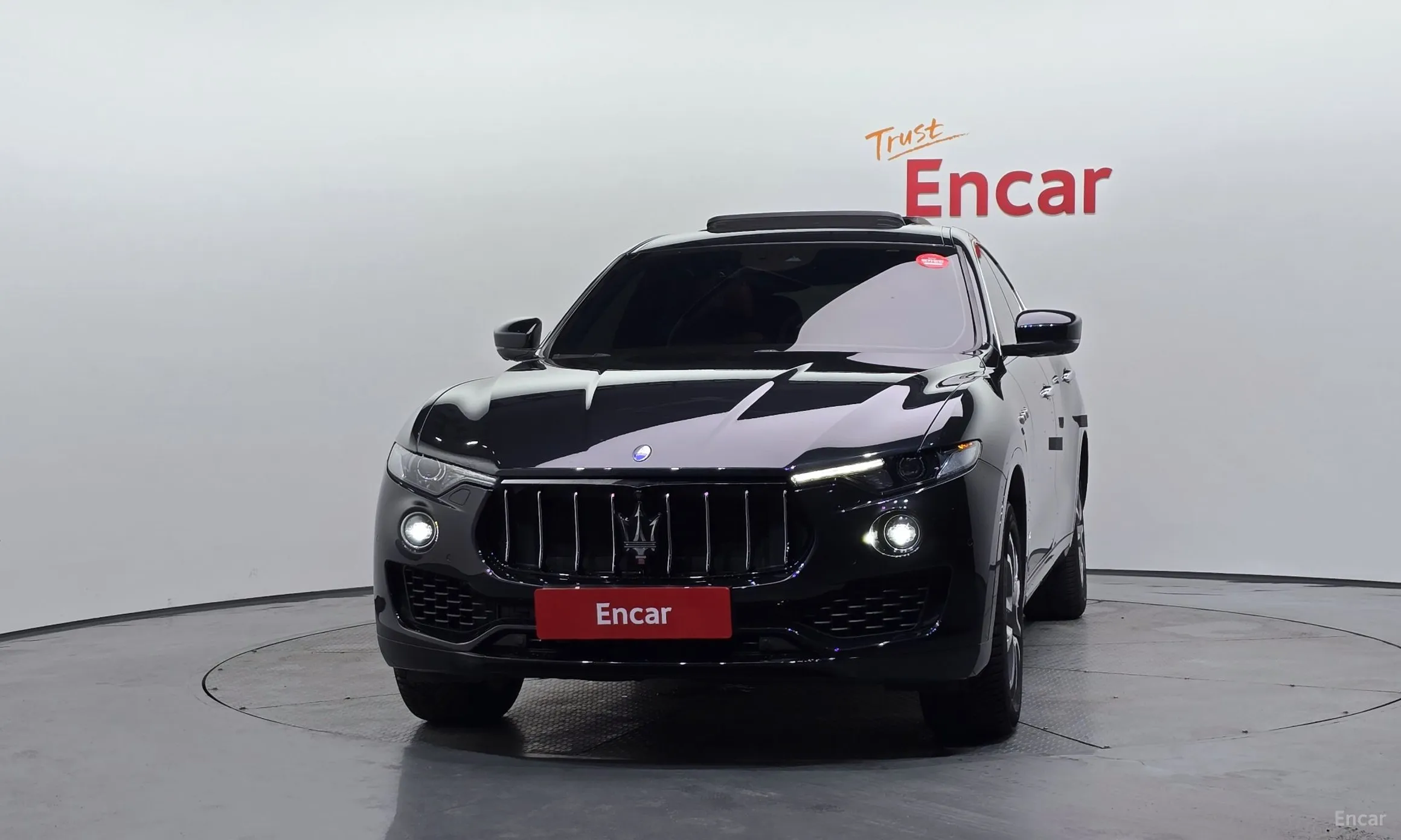 Maserati Levante превью 3