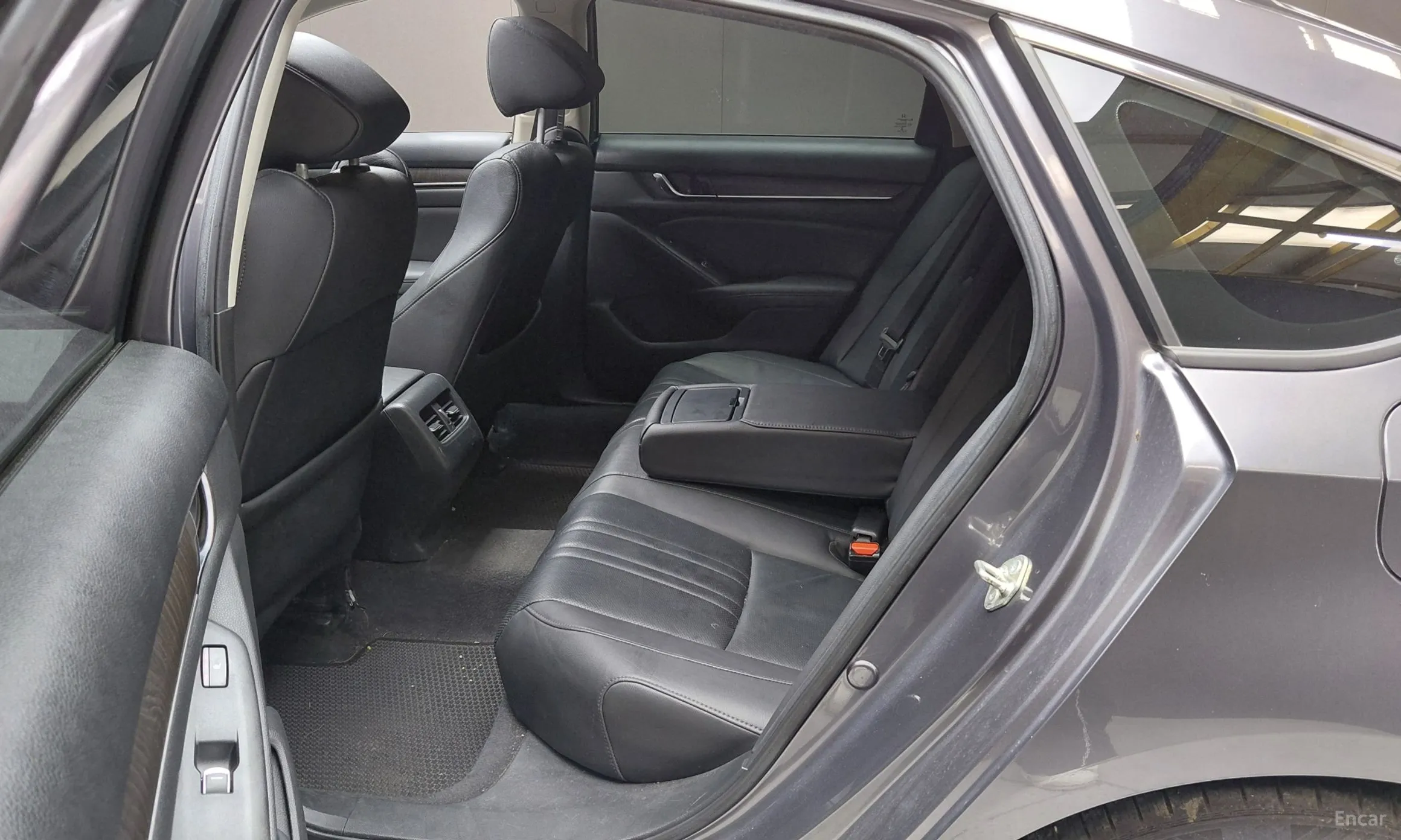 Honda Accord 10th Generation превью 16