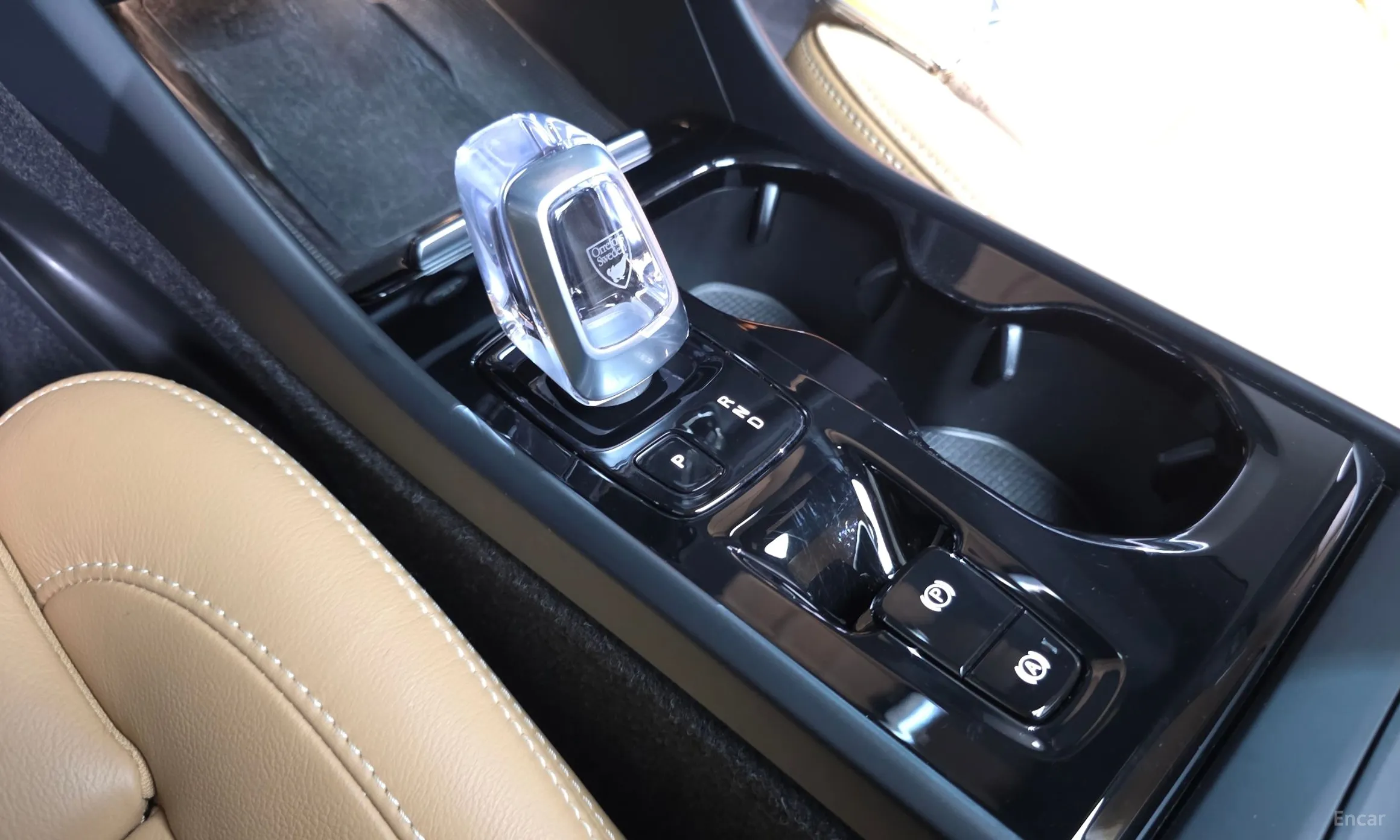 Volvo XC40 превью 9