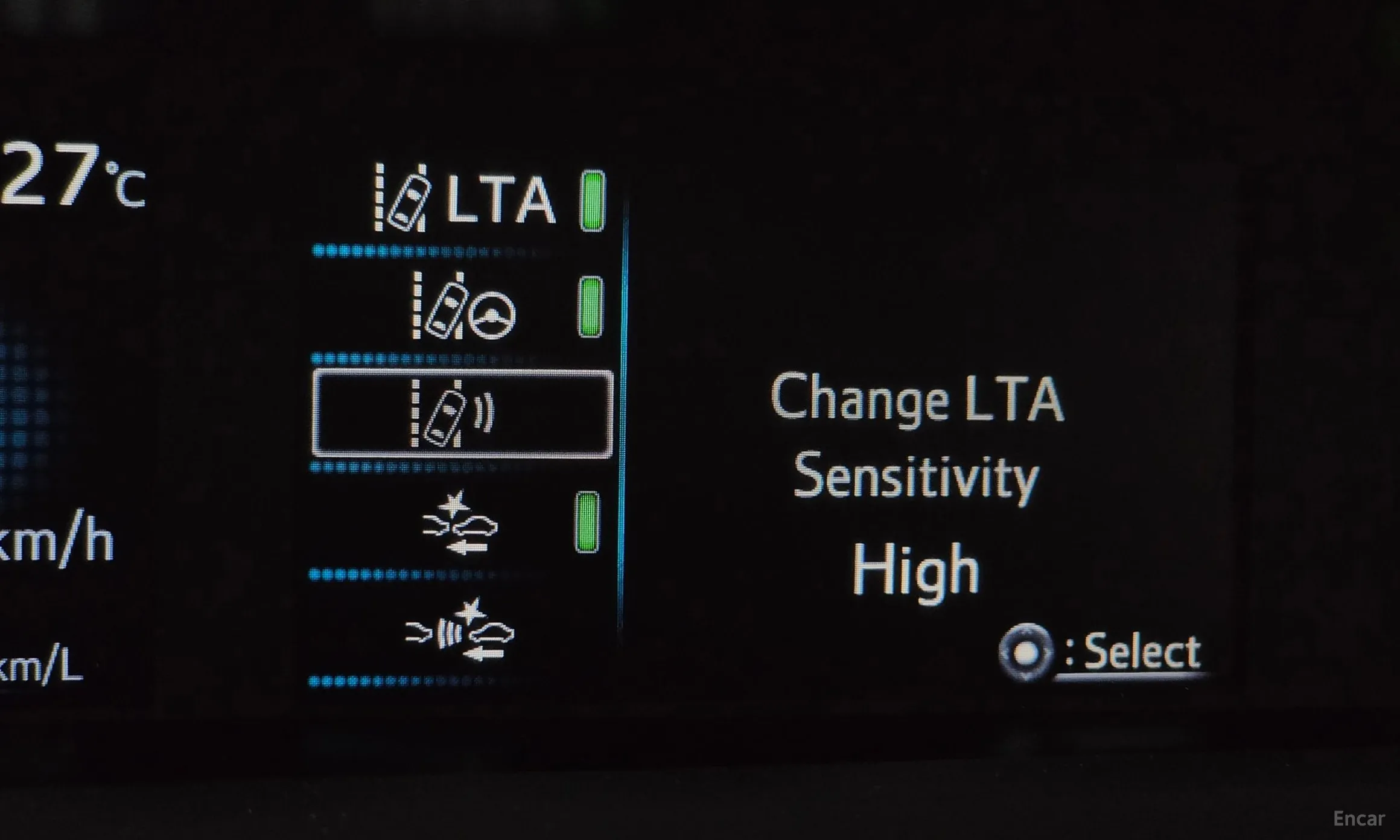 Toyota Prius 4th Generation превью 14