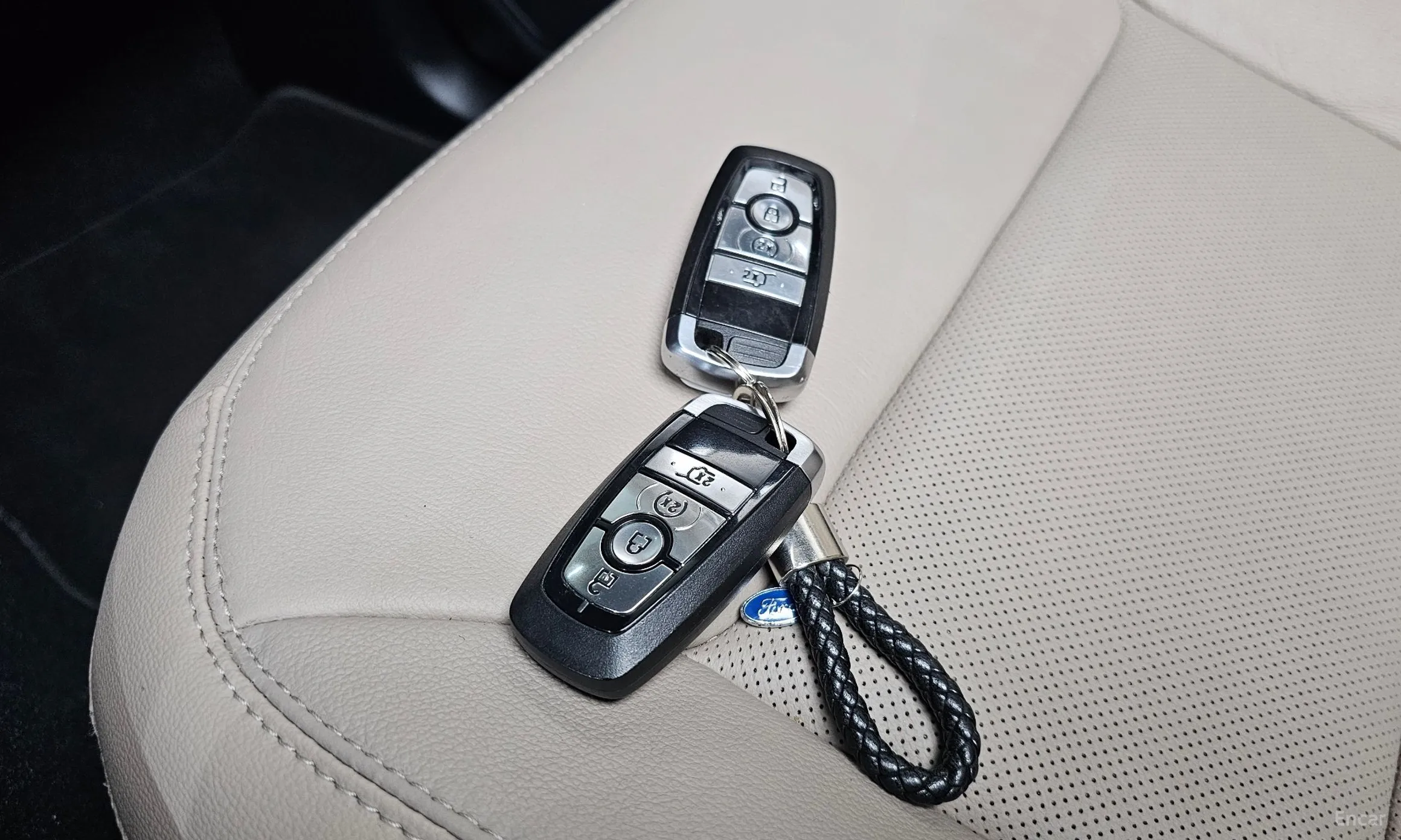 Ford Explorer 6th Generation превью 18