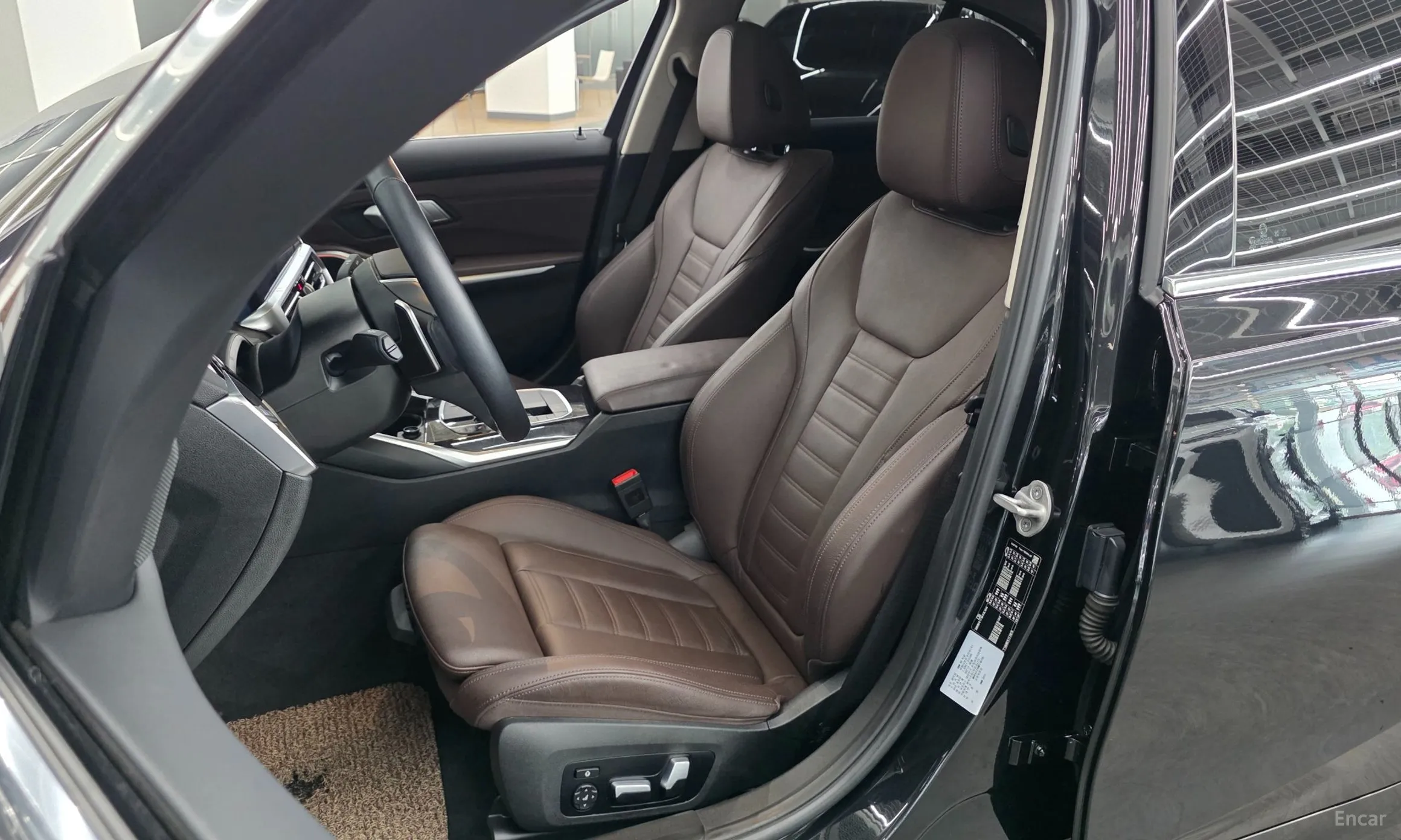 BMW 3 Series (G20) превью 10