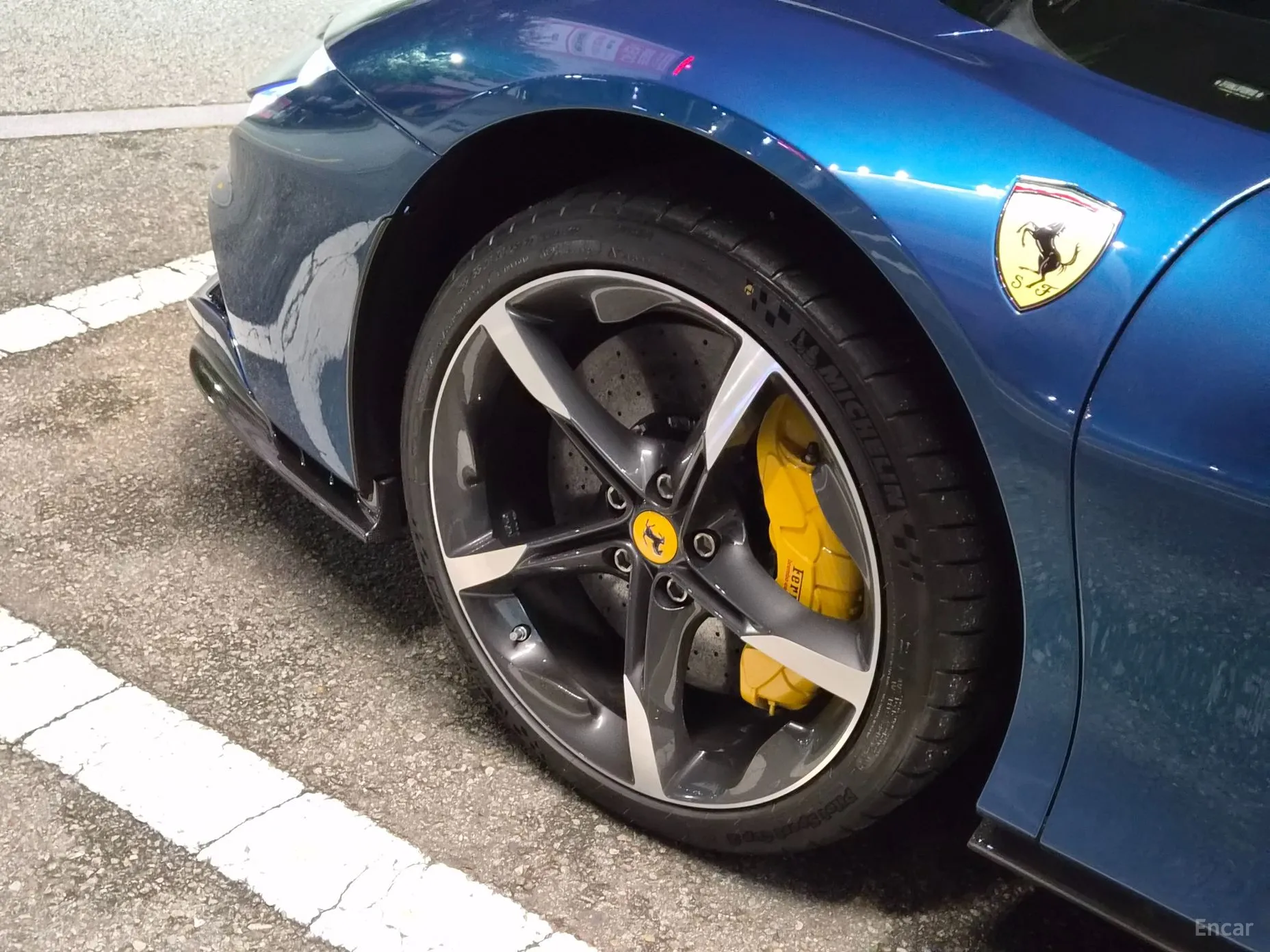 Ferrari SF90 Stradale превью 10