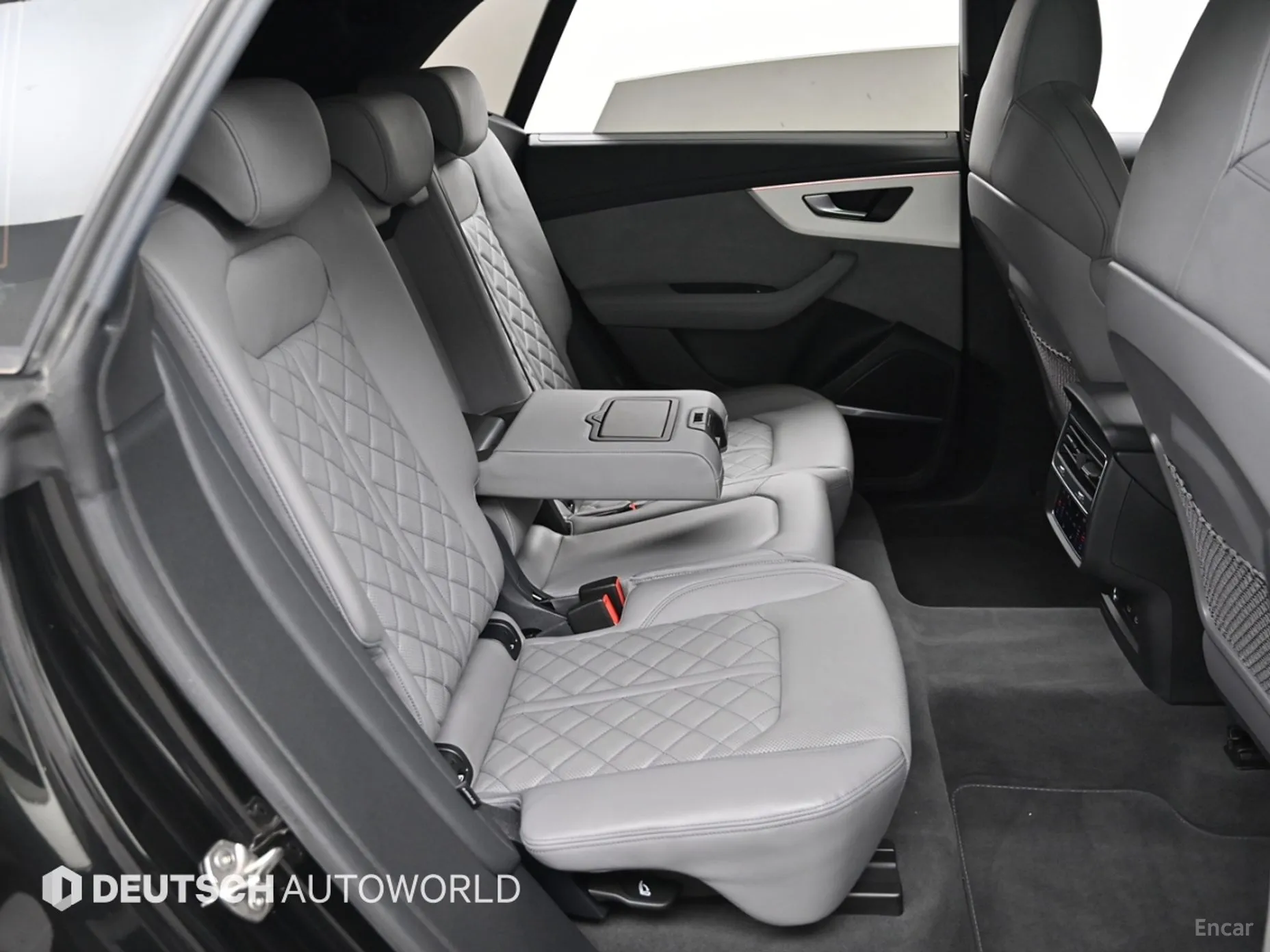Audi Q8 (4M) превью 12