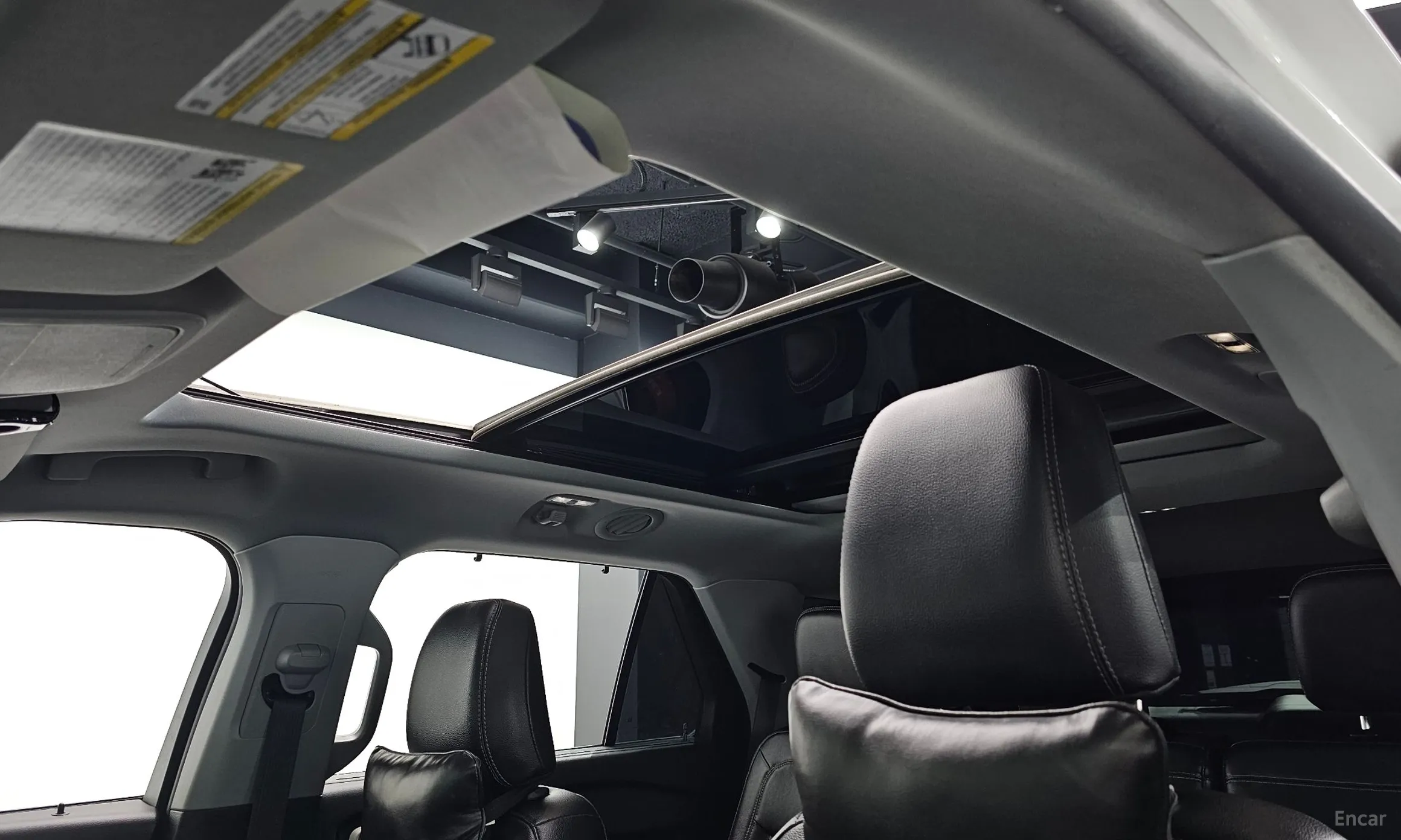 Ford Explorer 6th Generation превью 17
