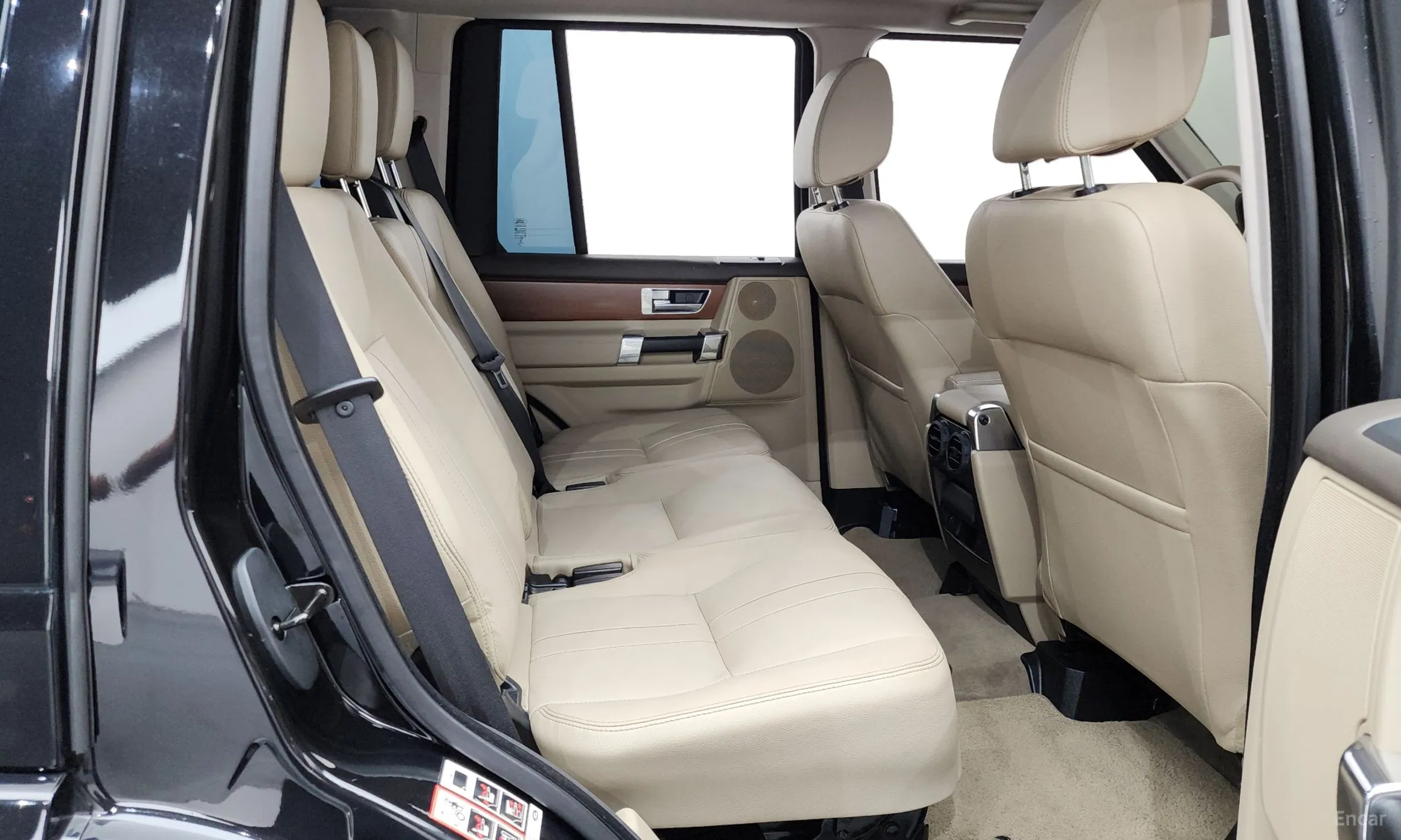 Land Rover Discovery 4 превью 11