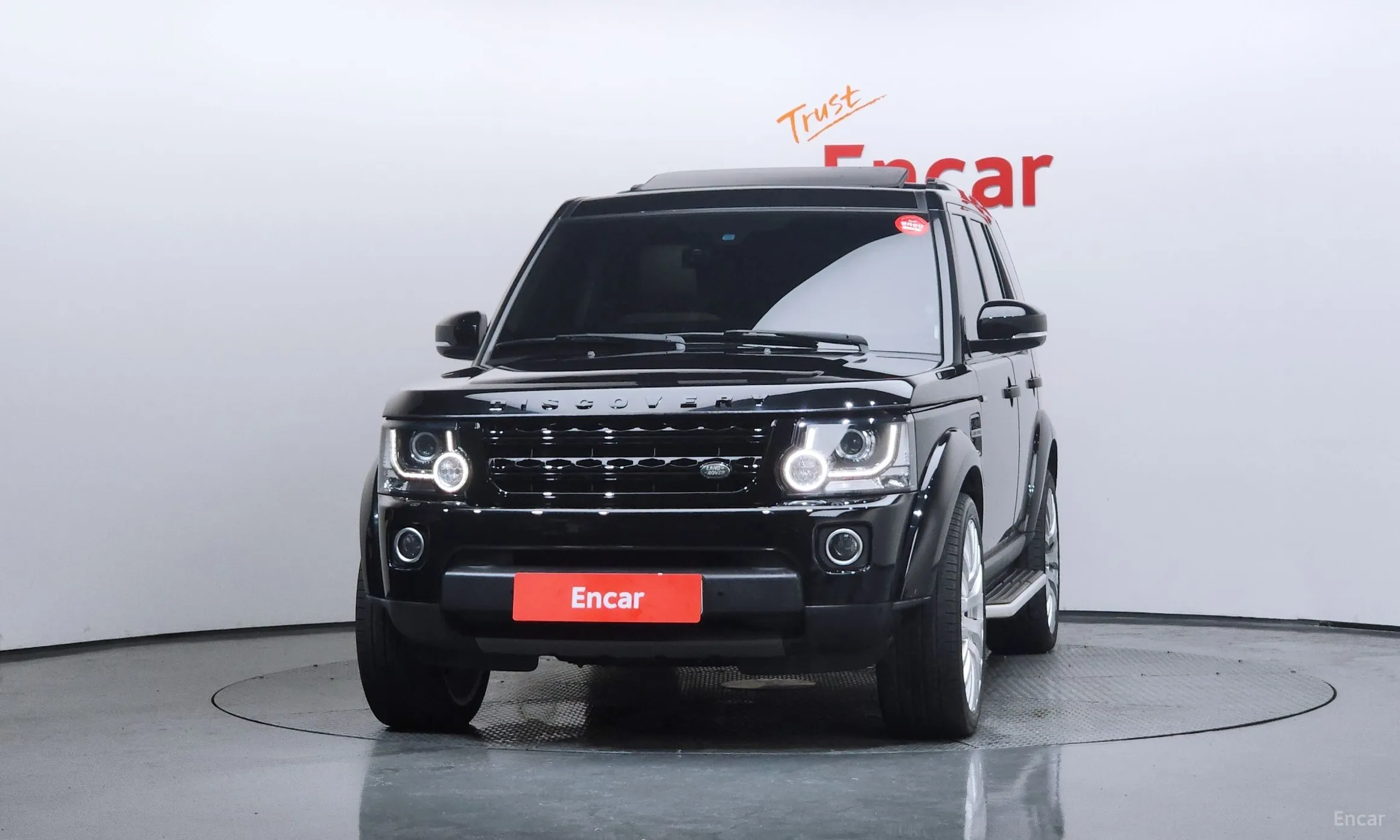 Land Rover Discovery 4 превью 3