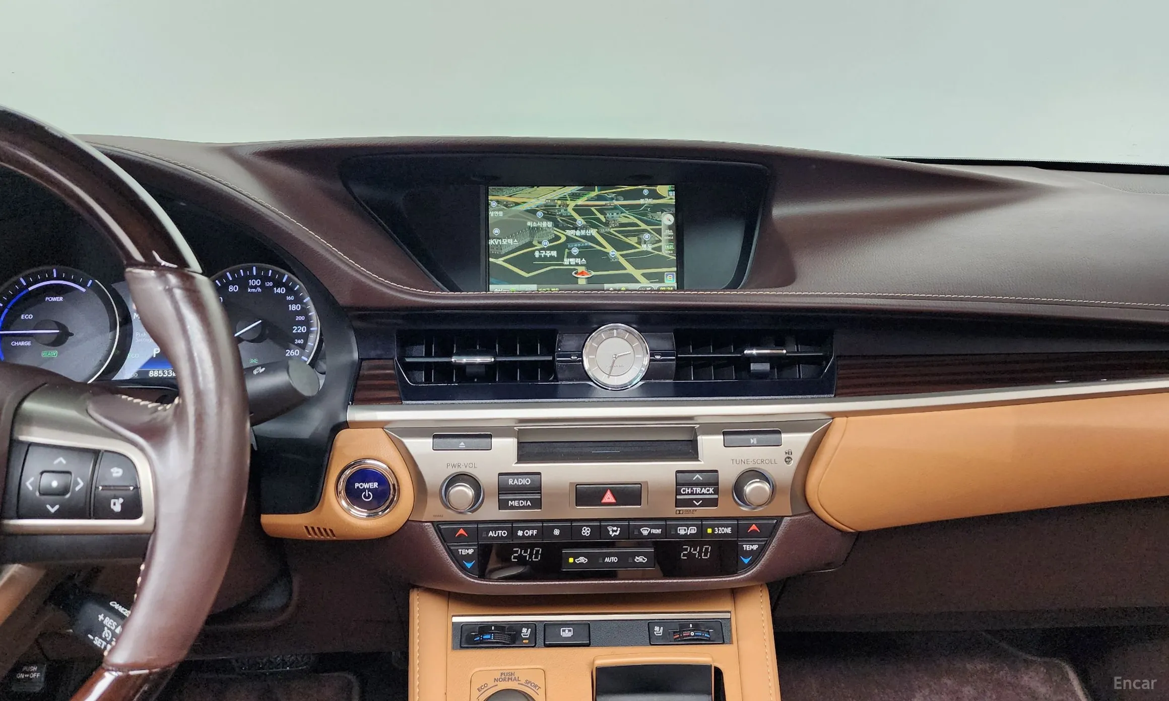 Lexus New ES300h превью 12