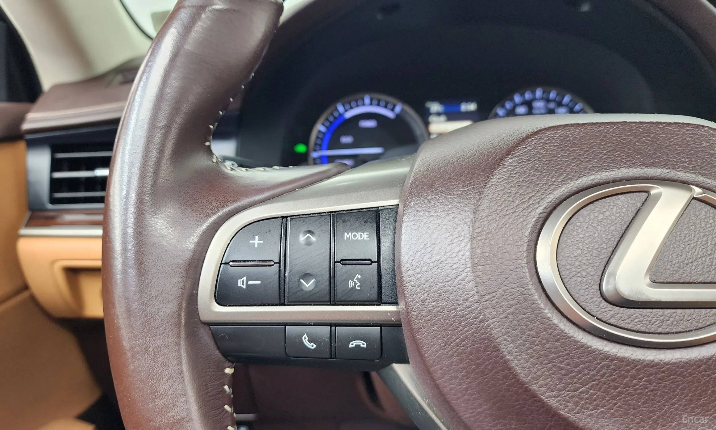 Lexus New ES300h превью 16