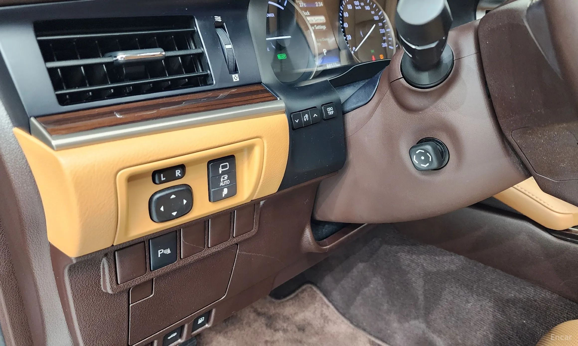 Lexus New ES300h превью 20