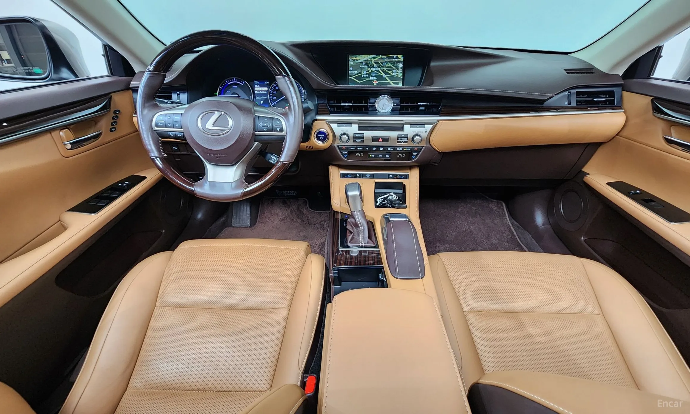 Lexus New ES300h превью 7