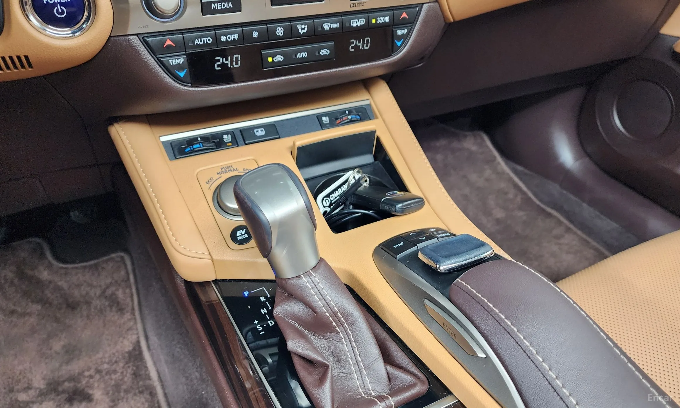 Lexus New ES300h превью 9
