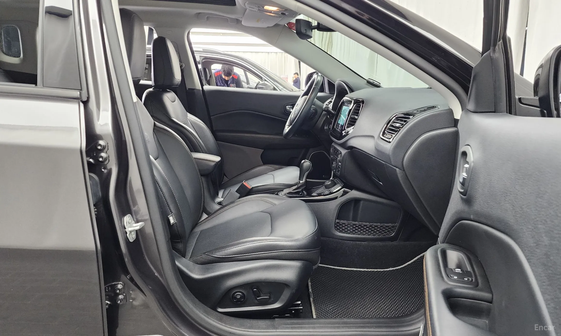 Jeep Compass 2nd Generation превью 11