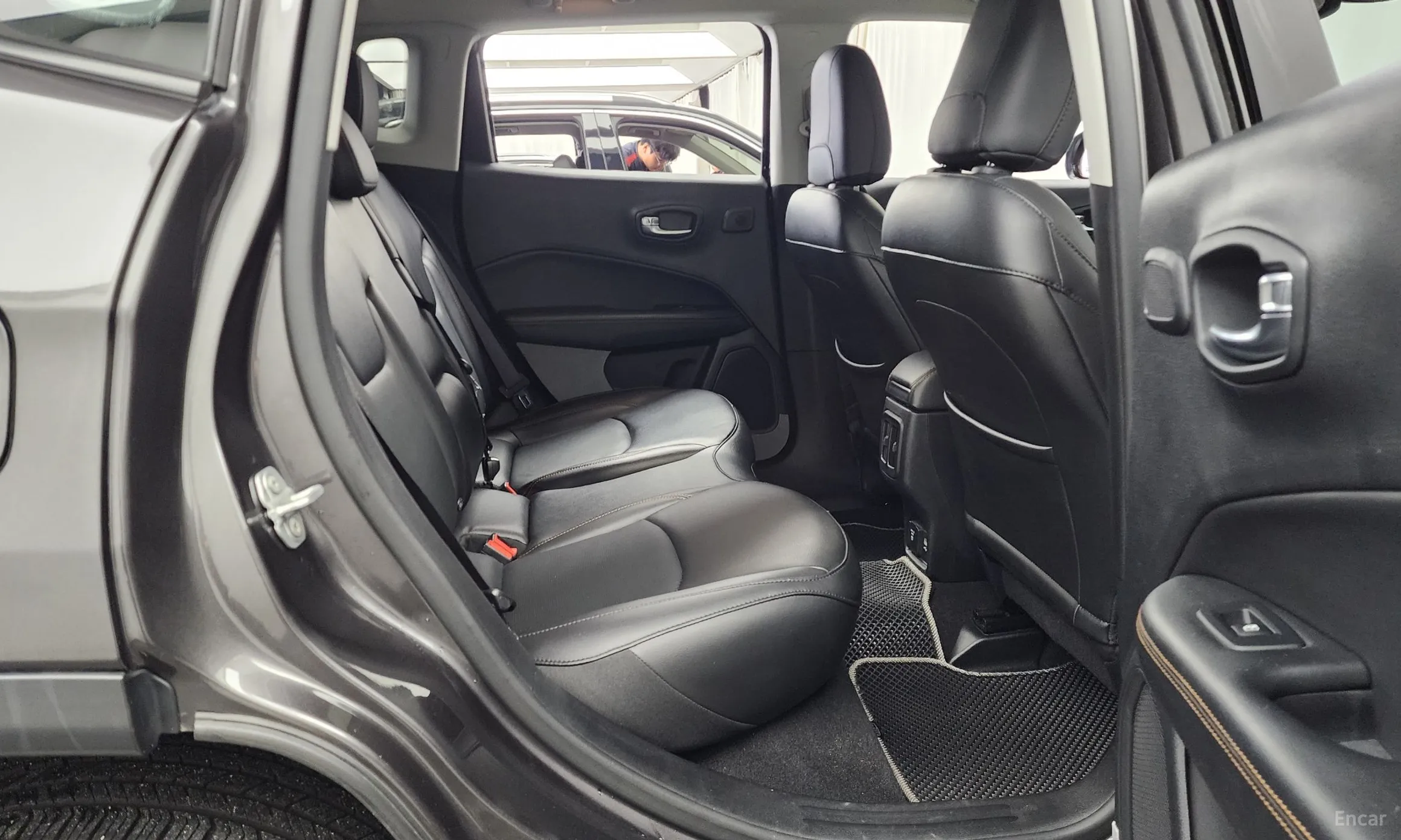 Jeep Compass 2nd Generation превью 12