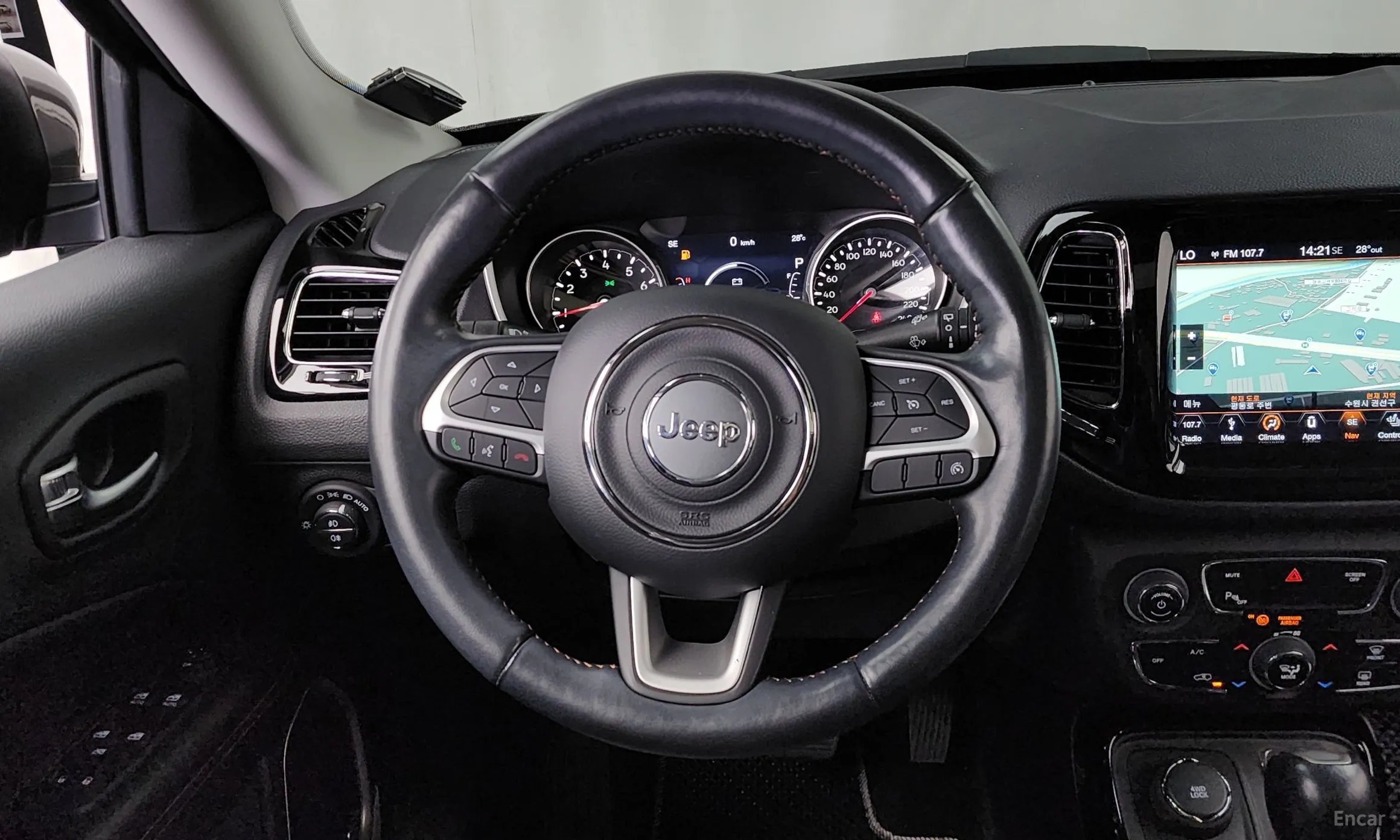 Jeep Compass 2nd Generation превью 13