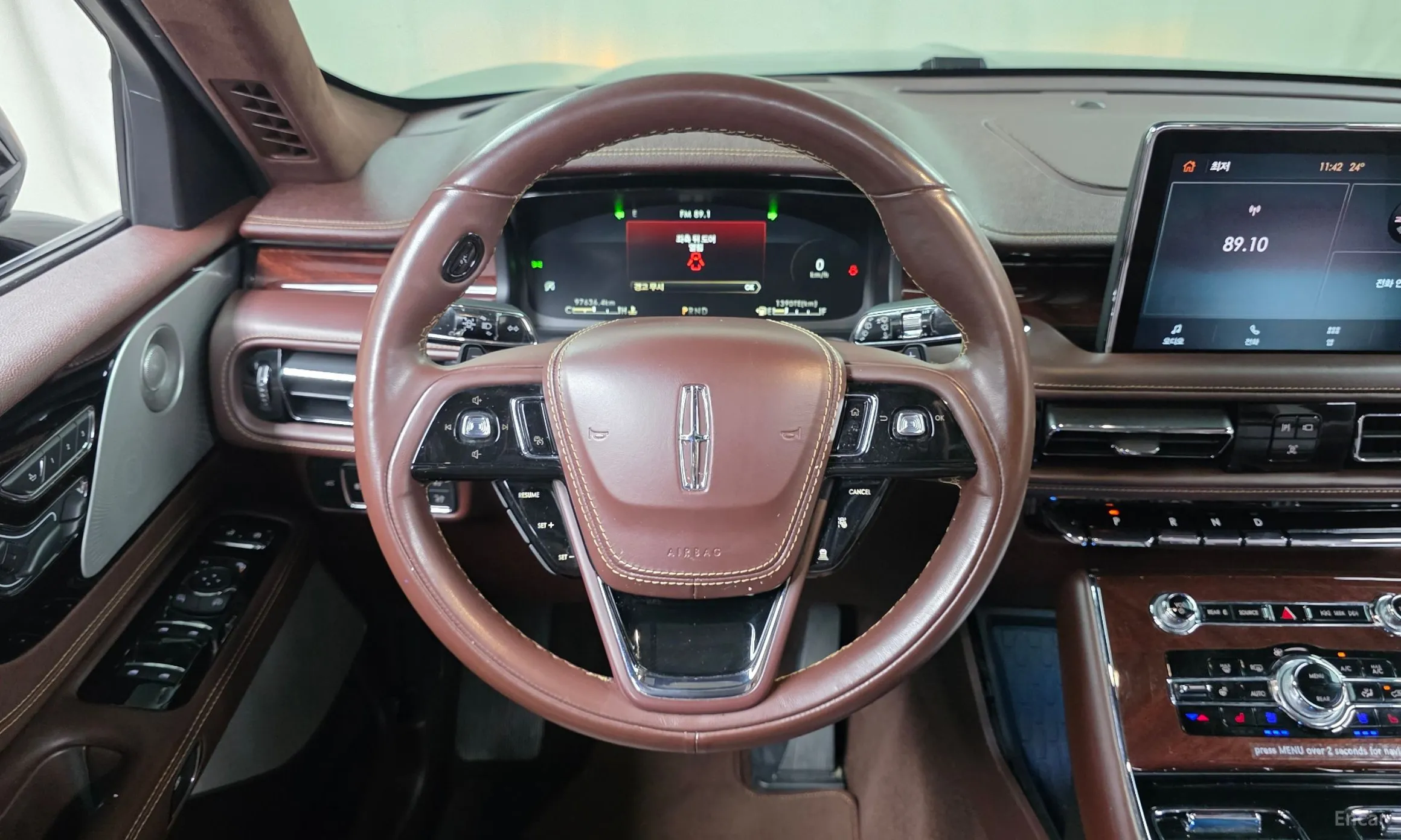 Lincoln Aviator 2nd Generation превью 14