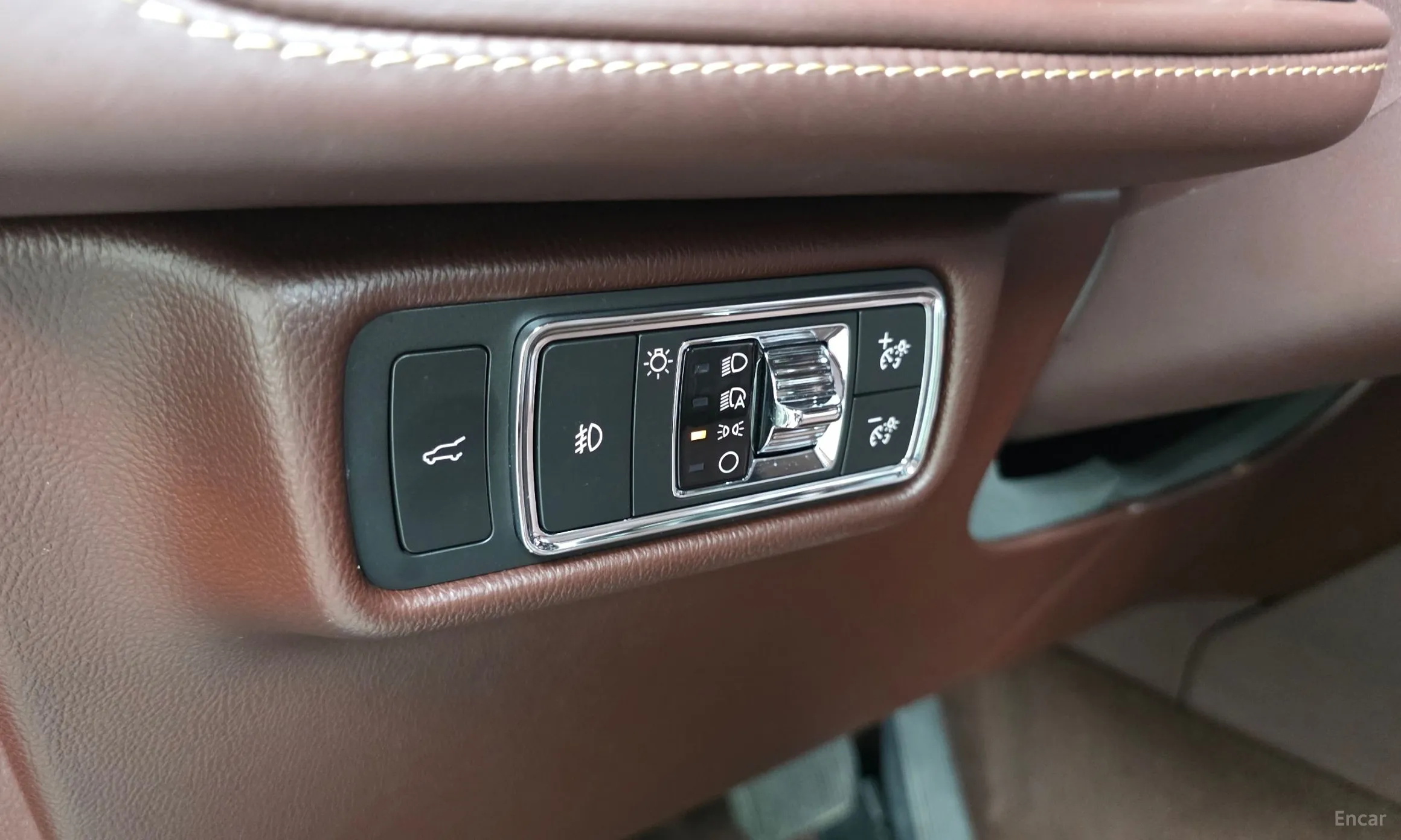 Lincoln Aviator 2nd Generation превью 18