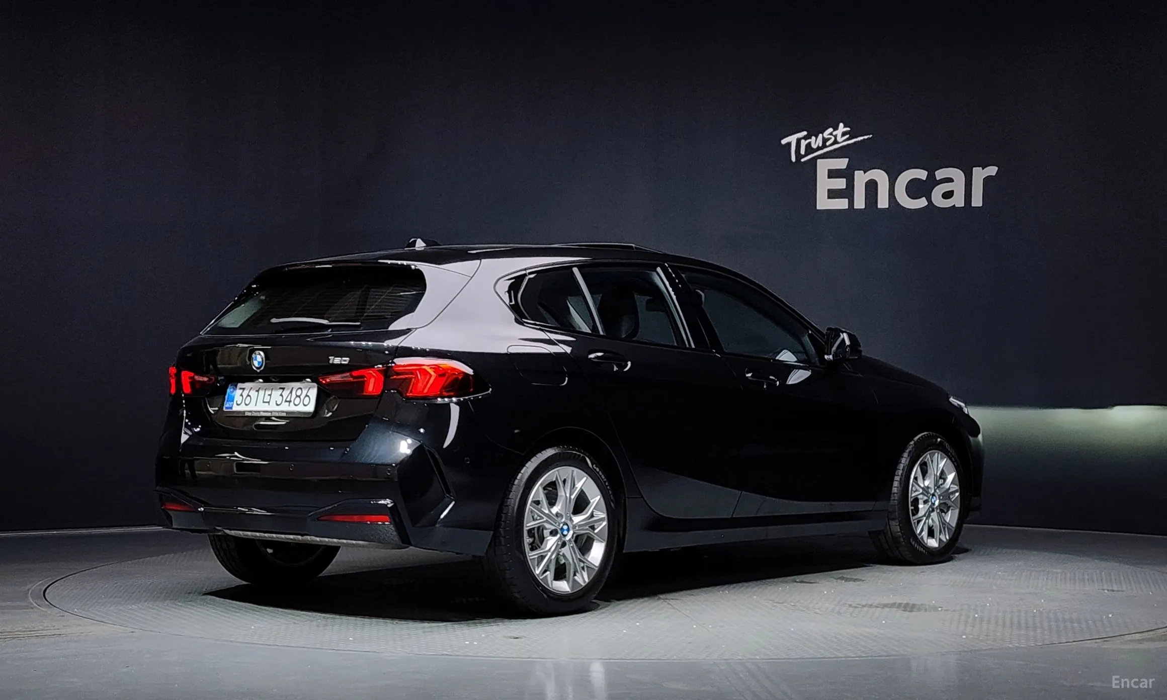 BMW 1 Series (F70) превью 2