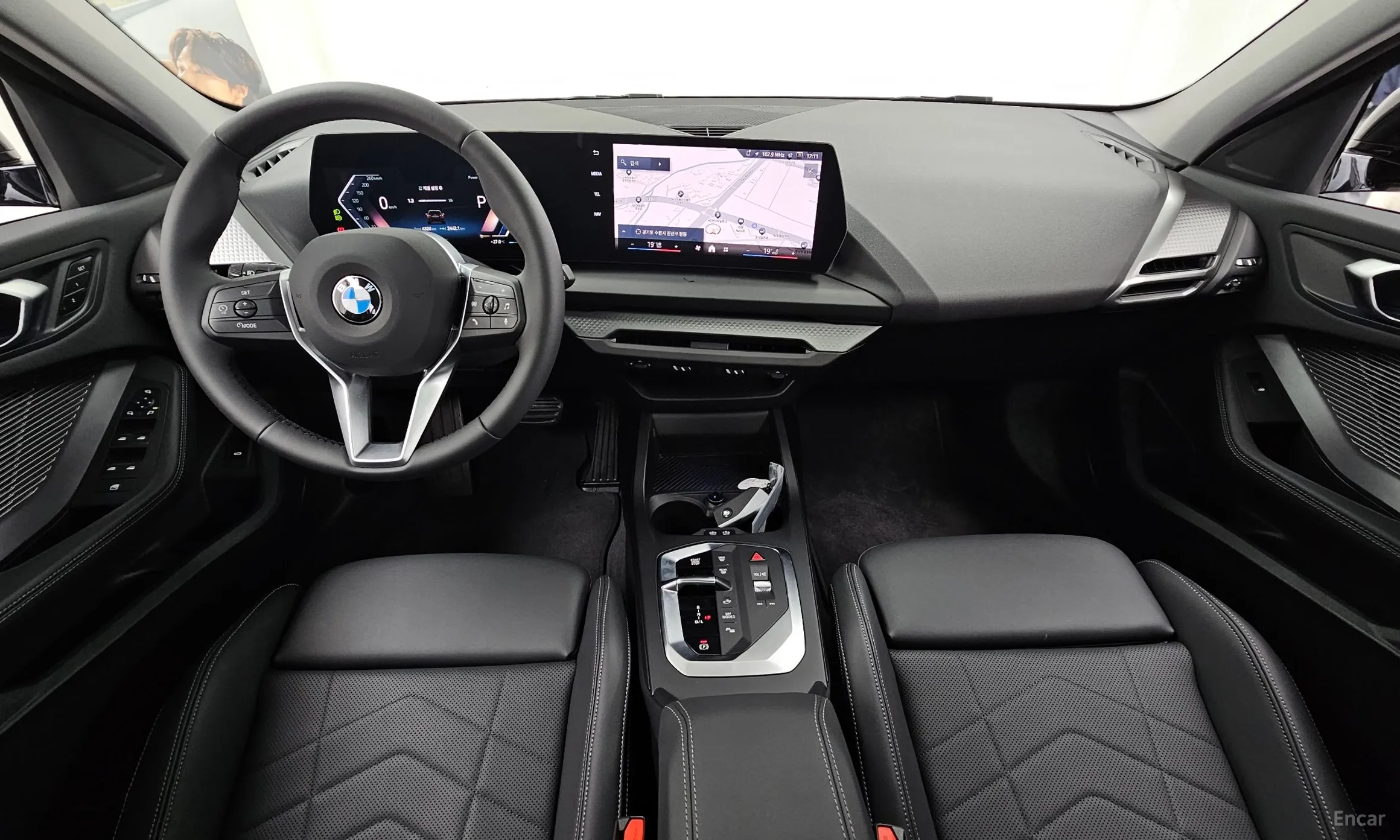 BMW 1 Series (F70) превью 7