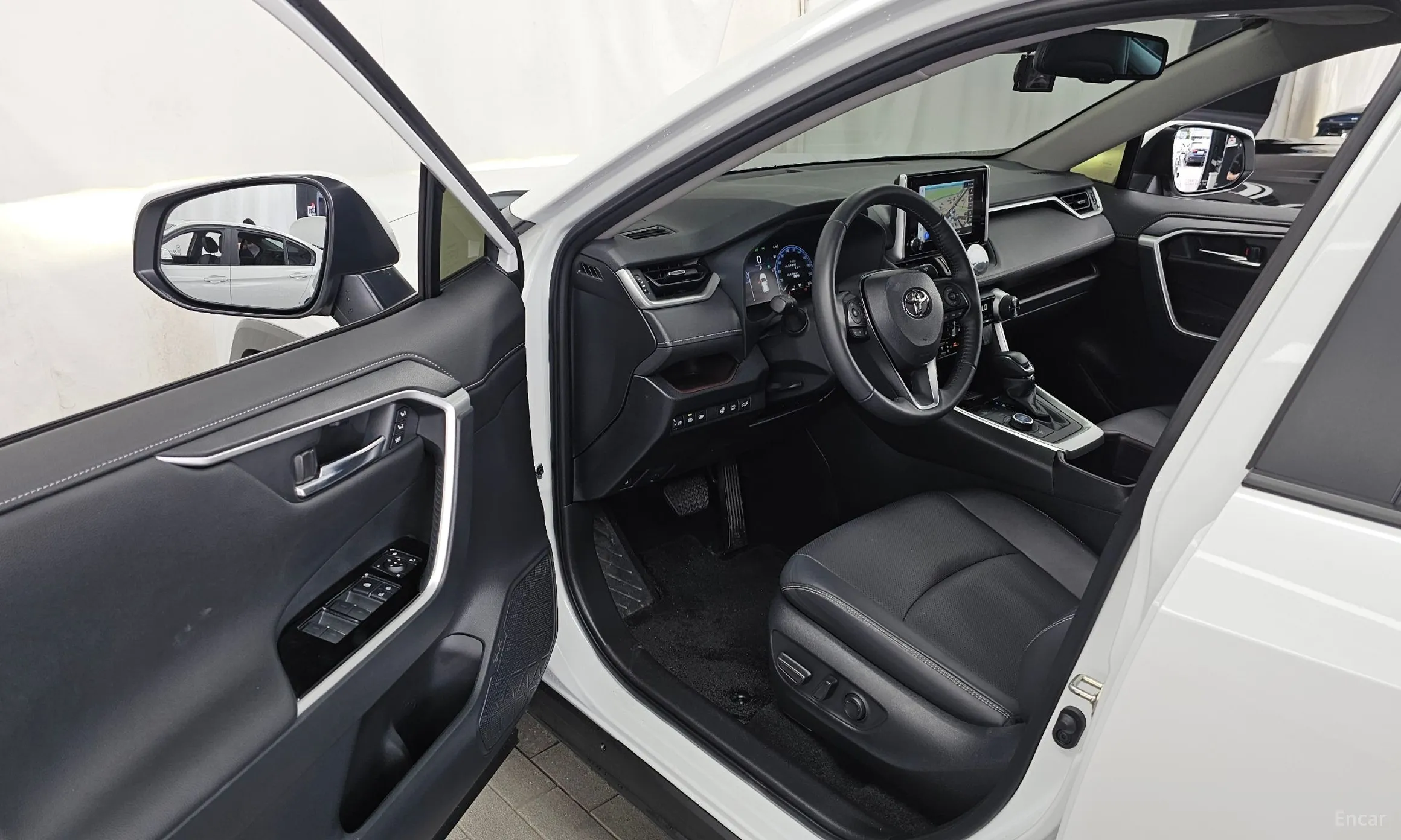 Toyota RAV4 5th Generation превью 10