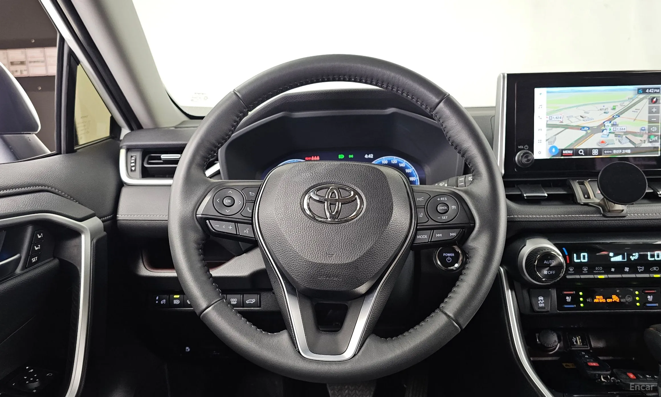 Toyota RAV4 5th Generation превью 13