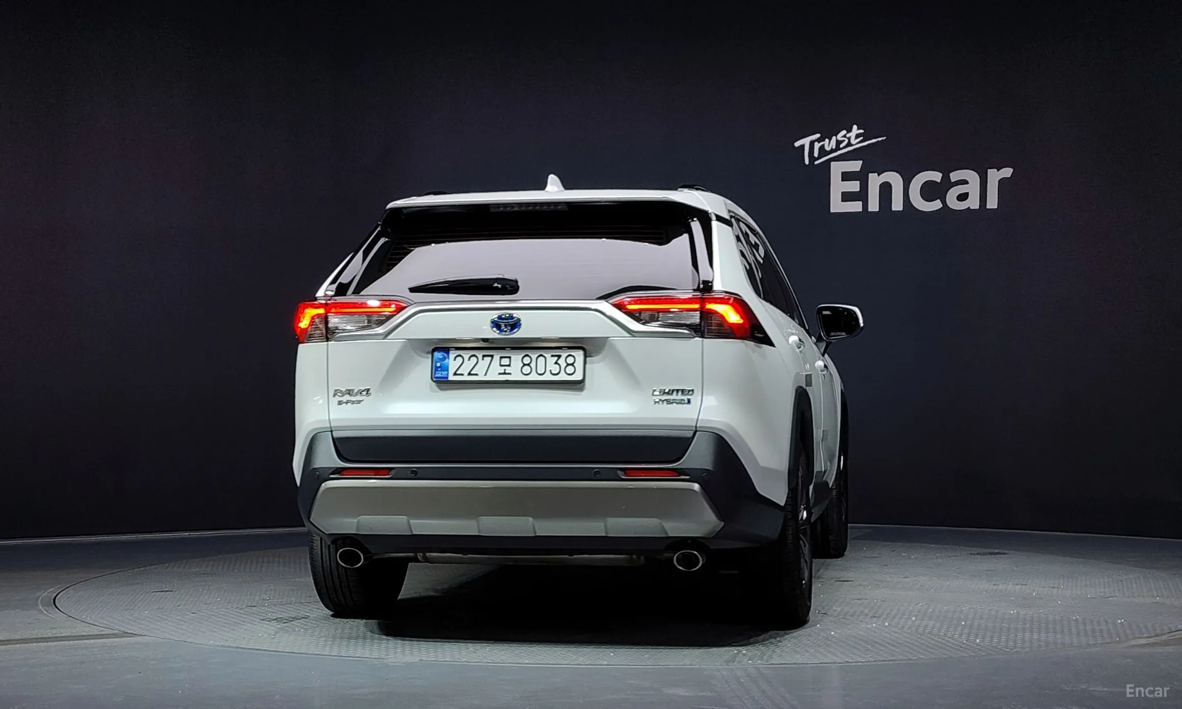 Toyota RAV4 5th Generation превью 4