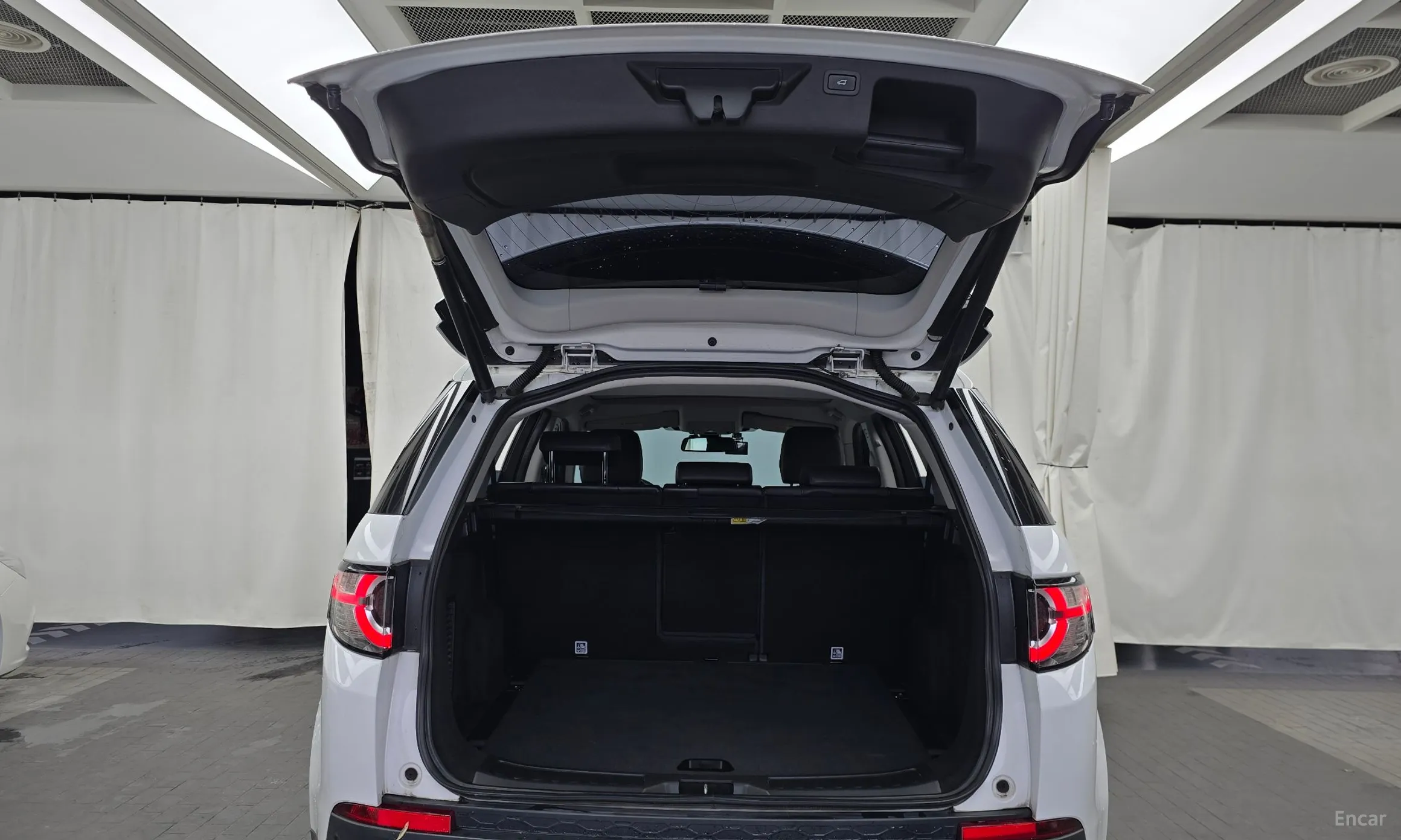 Land Rover Discovery Sports превью 20