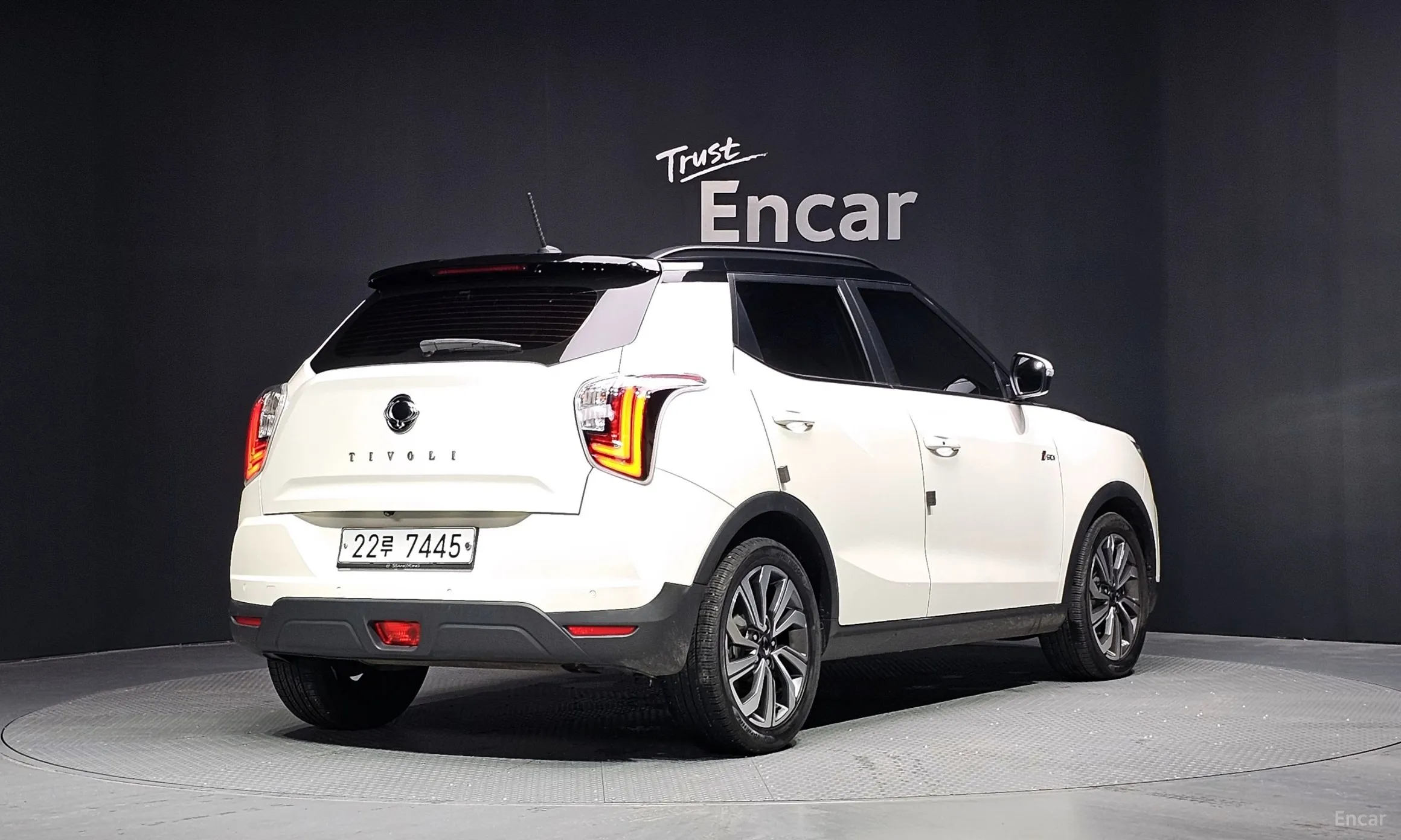 KG Mobility (SsangYong) Berry New Tivoli превью 2