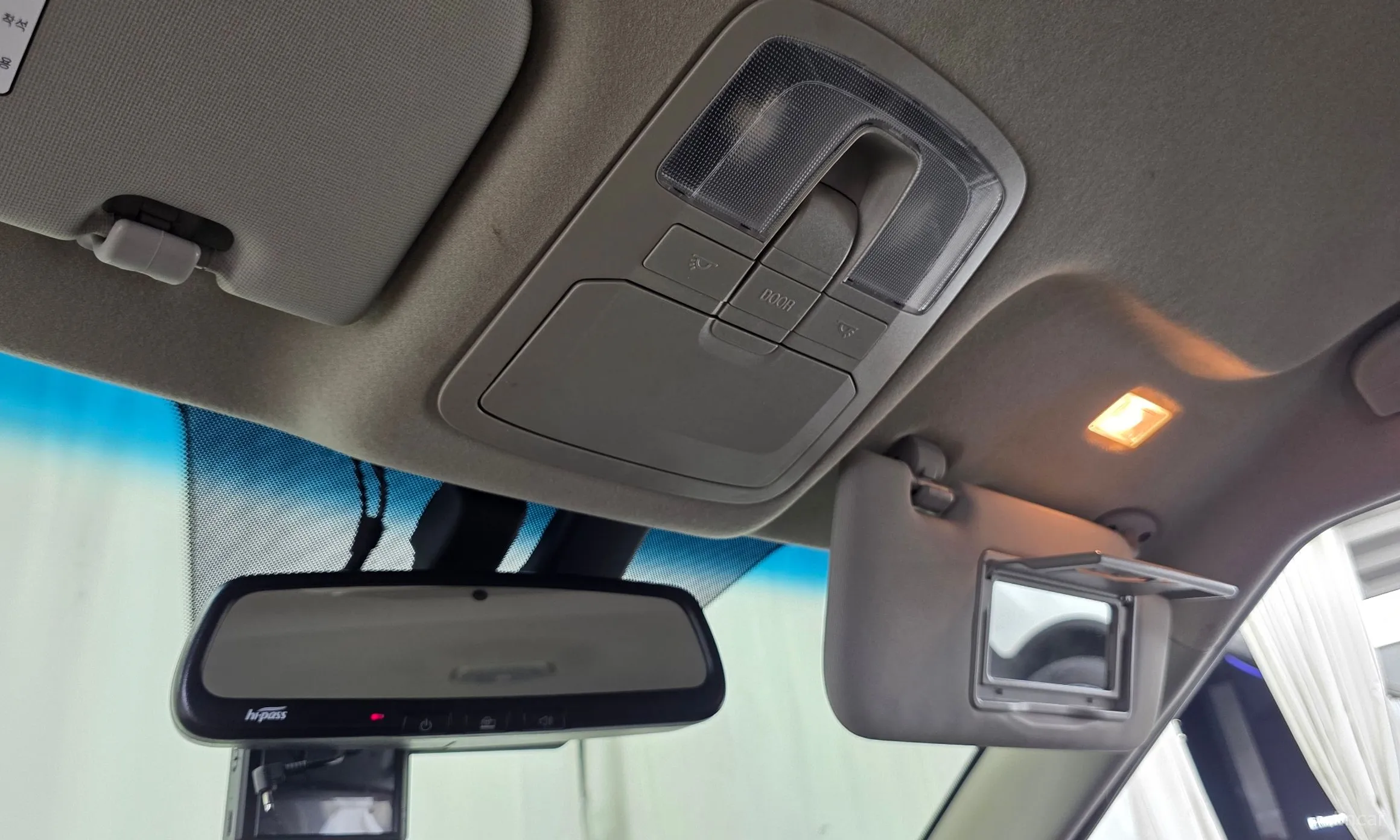 KG Mobility (SsangYong) Berry New Tivoli превью 17