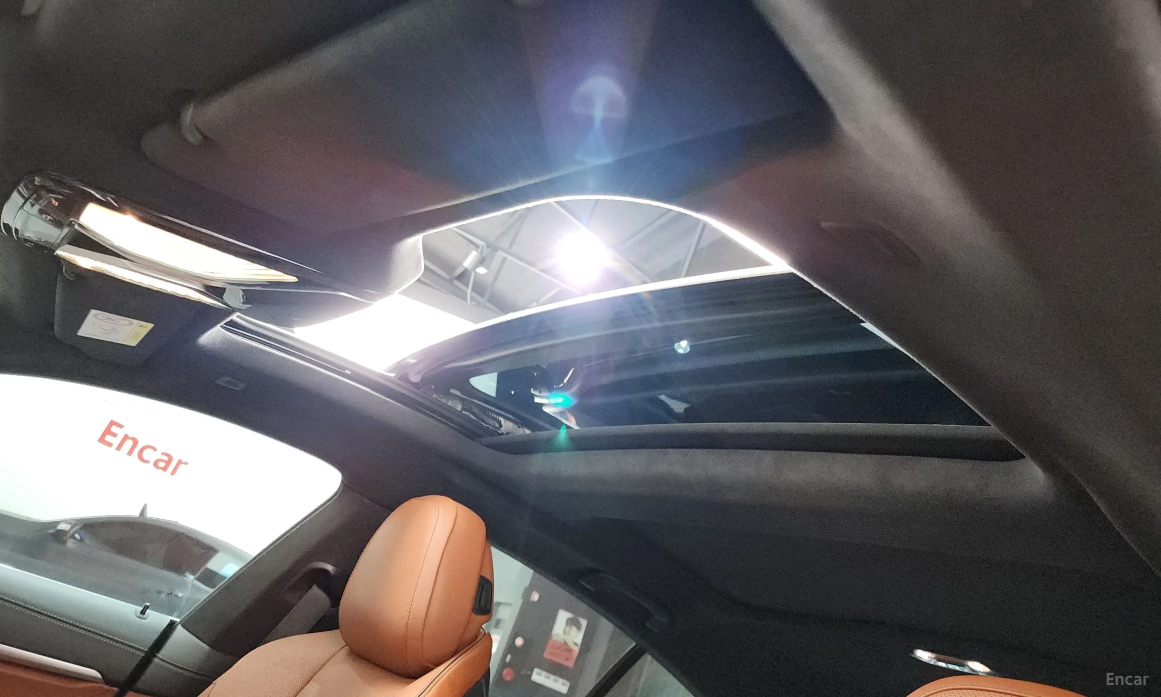 BMW 8-series (G15) превью 19