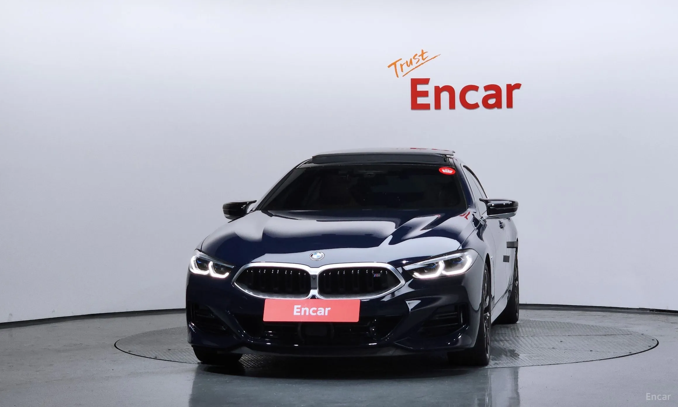 BMW 8-series (G15) превью 3