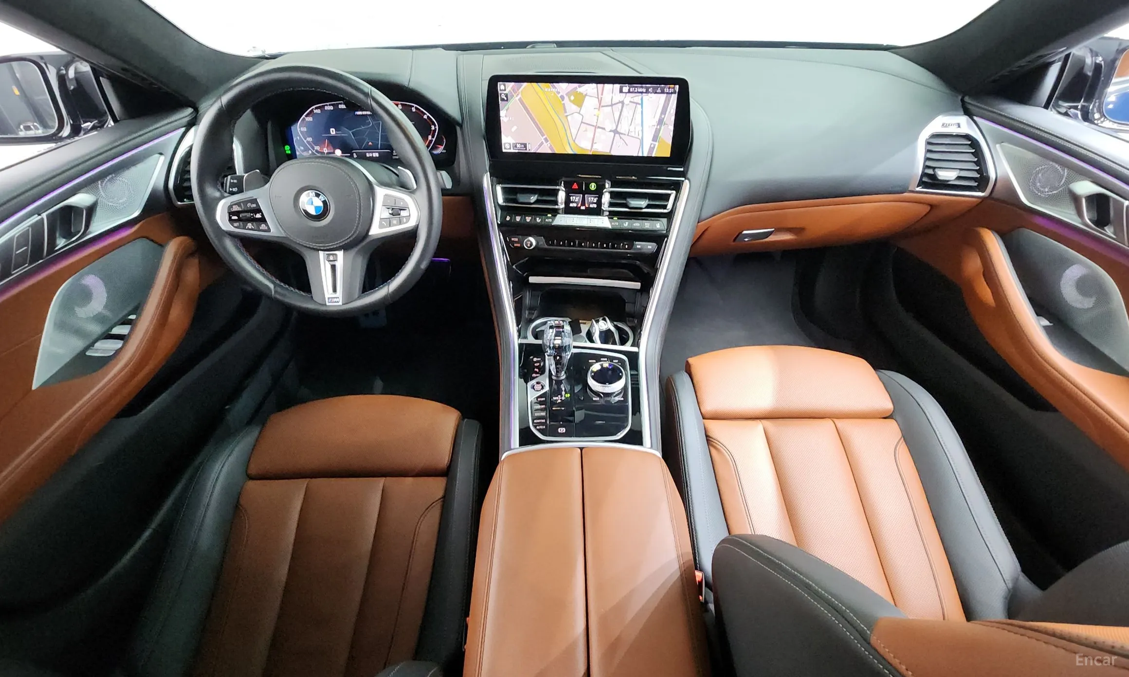 BMW 8-series (G15) превью 7