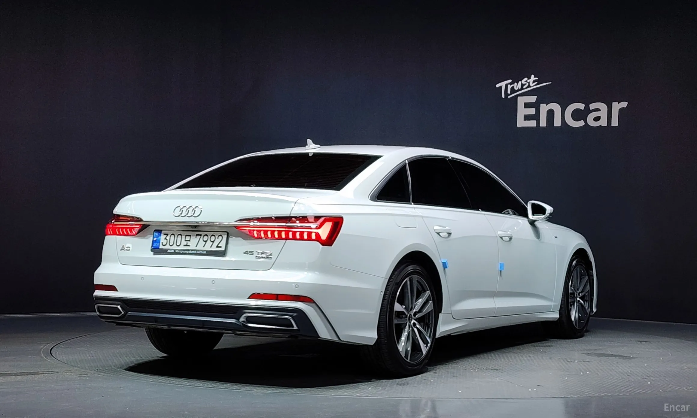 Audi A6 (C8)