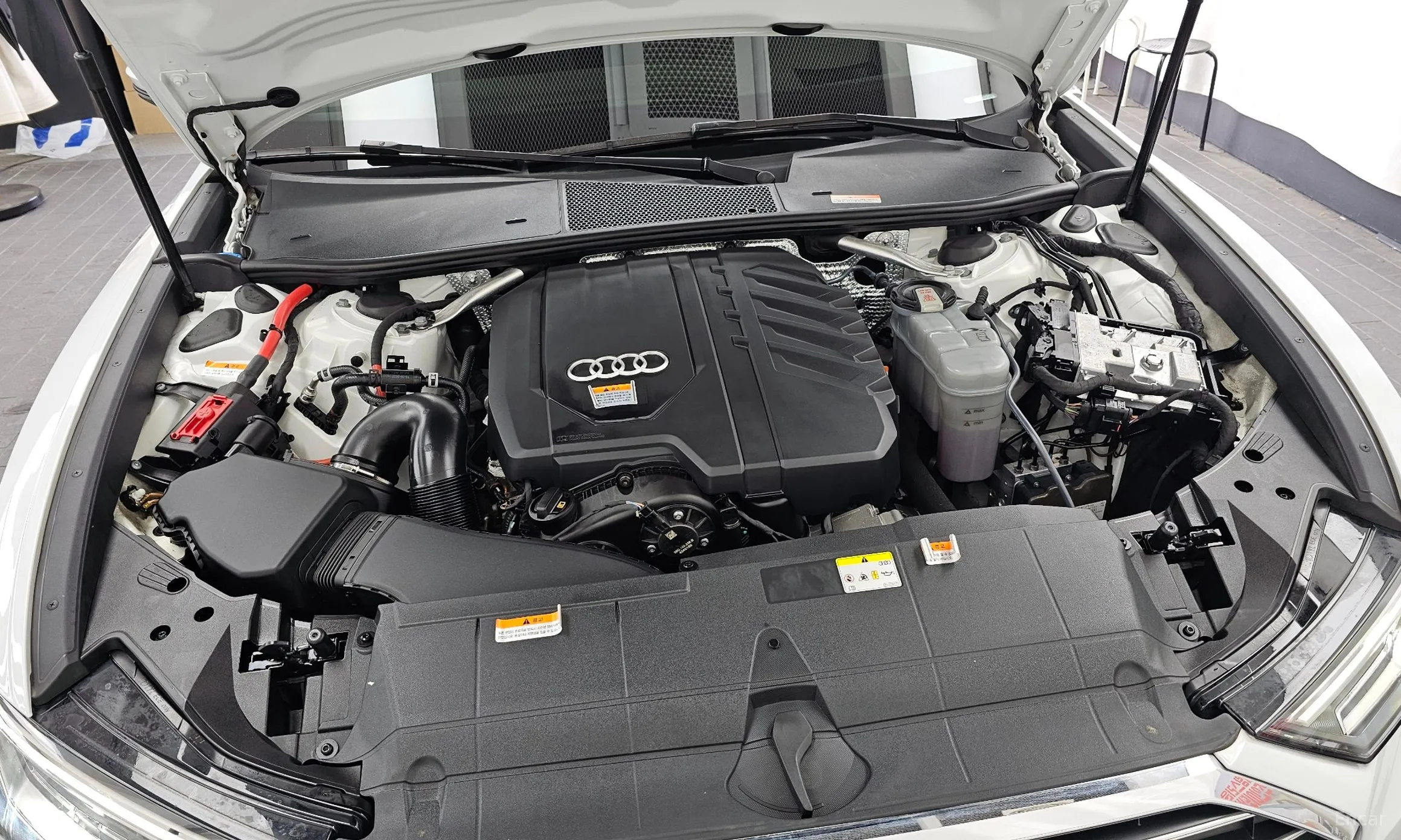 Audi A6 (C8) превью 6