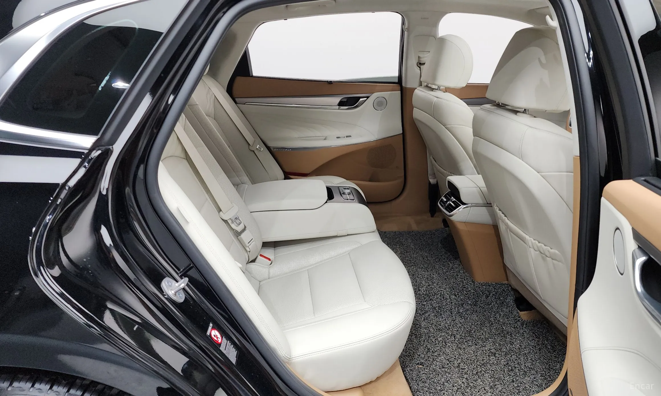 Hyundai Grandeur IG превью 11