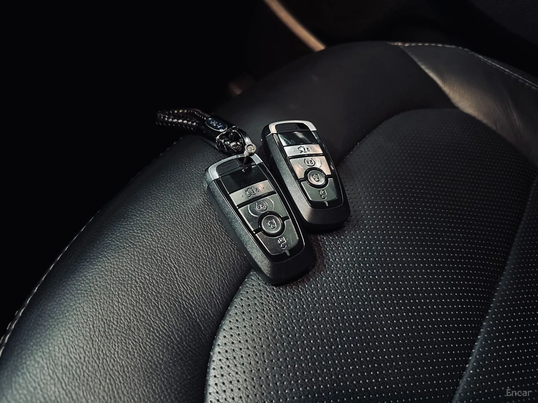 Ford Explorer превью 13