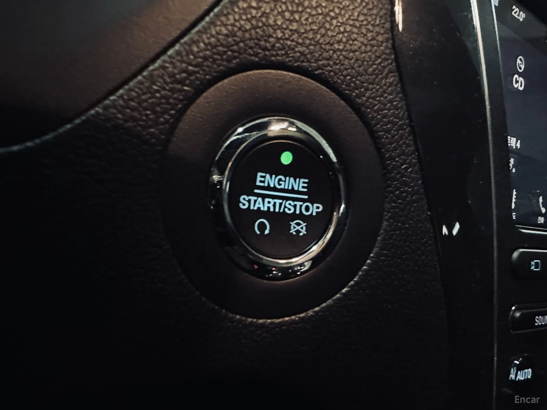 Ford Explorer превью 14