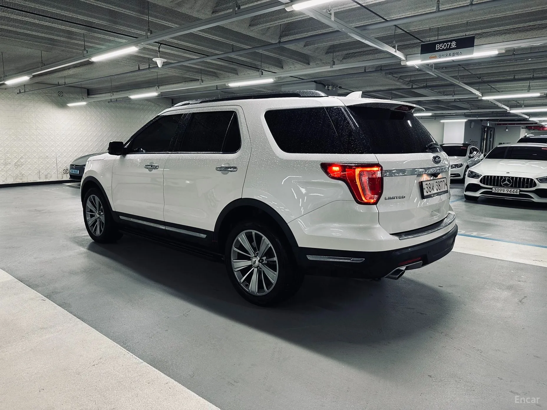 Ford Explorer превью 3