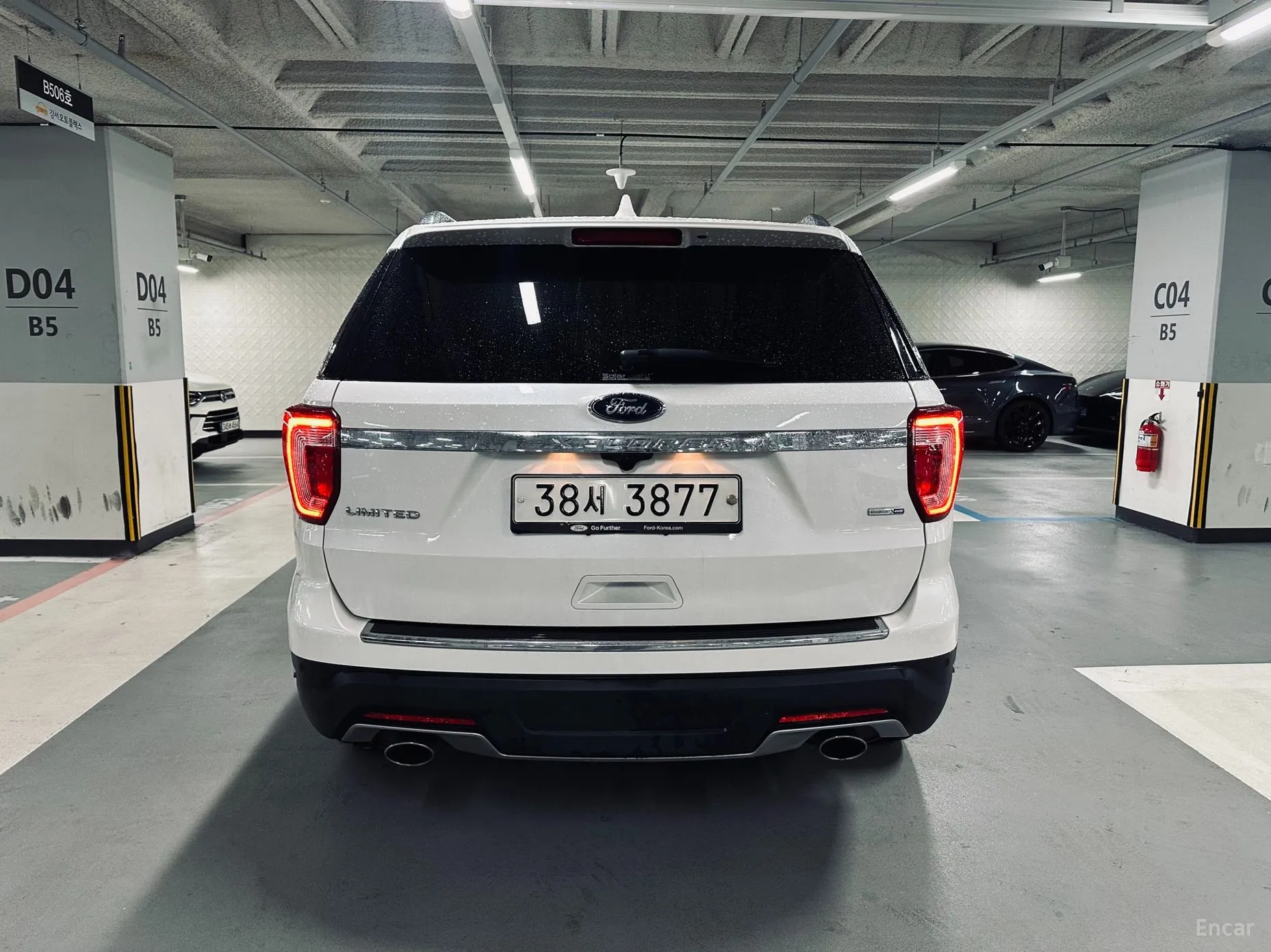Ford Explorer превью 4