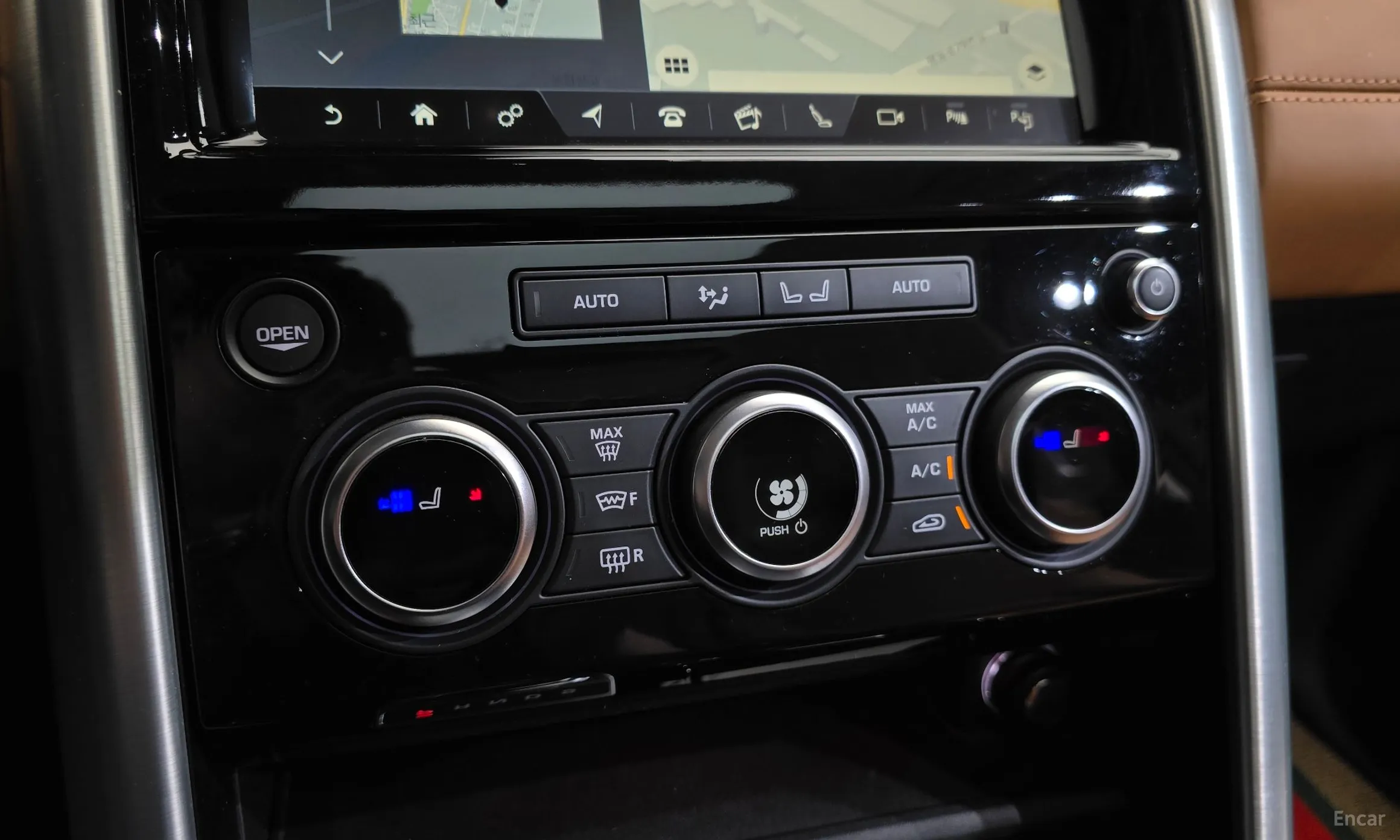 Land Rover Discovery 5 превью 13