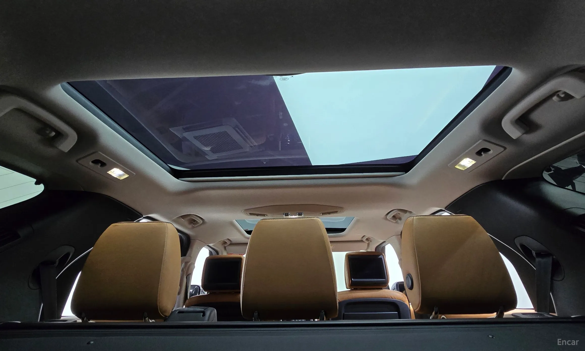 Land Rover Discovery 5 превью 18