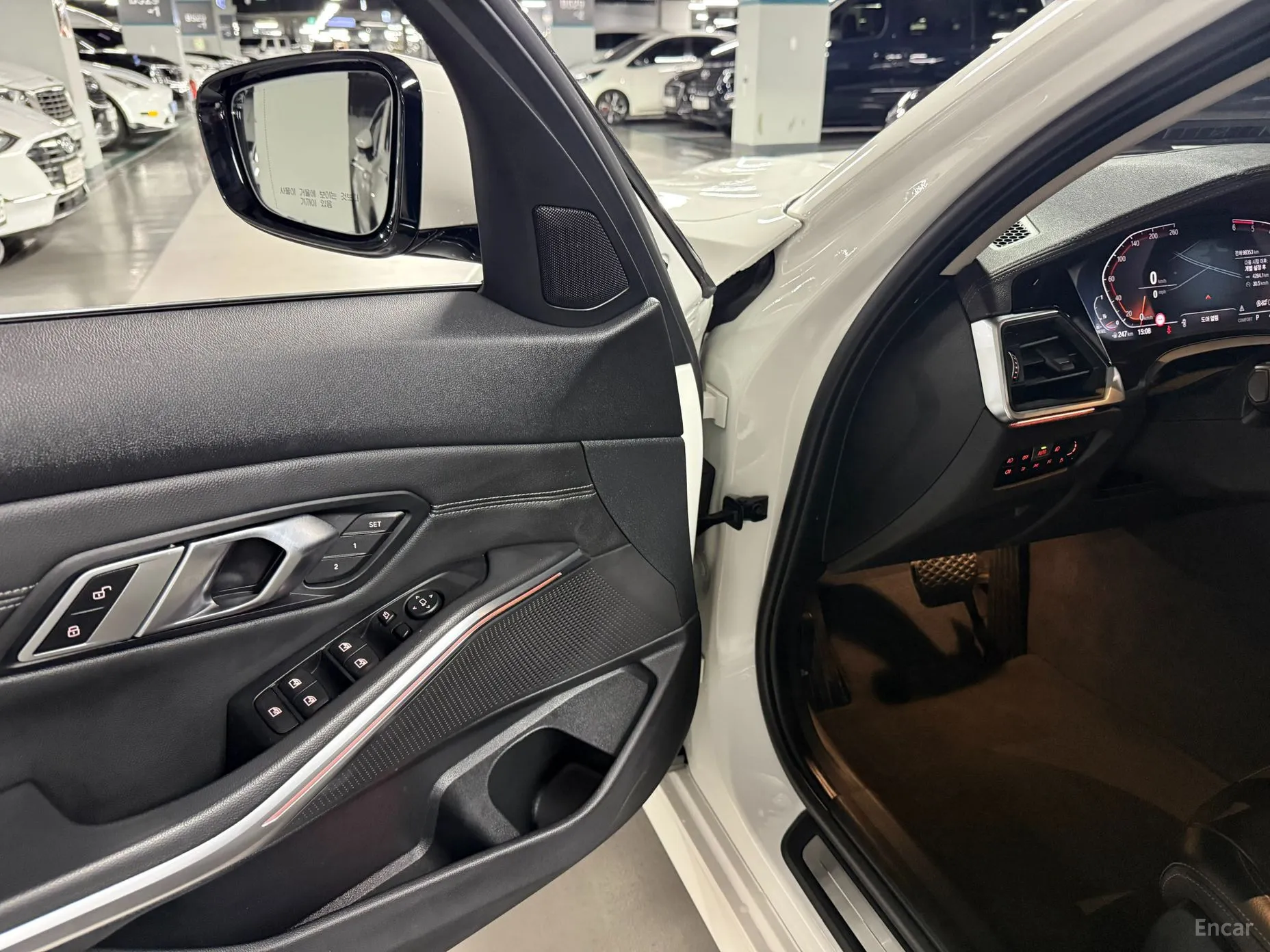 BMW 3 Series (G20) превью 11