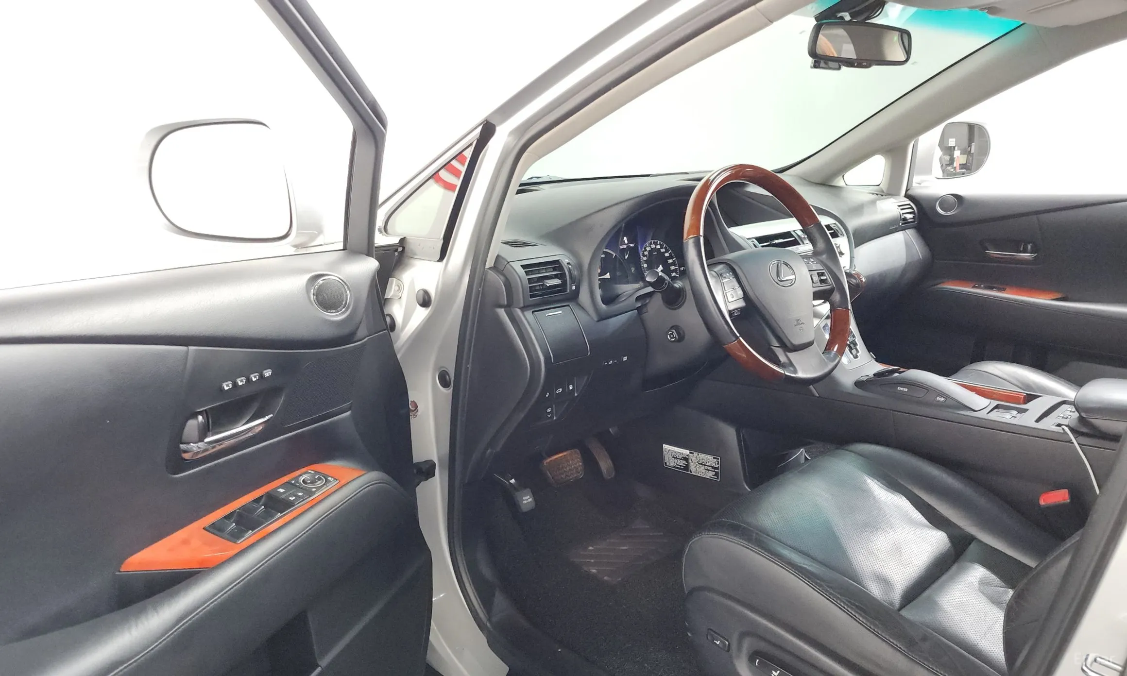 Lexus RX450h превью 10
