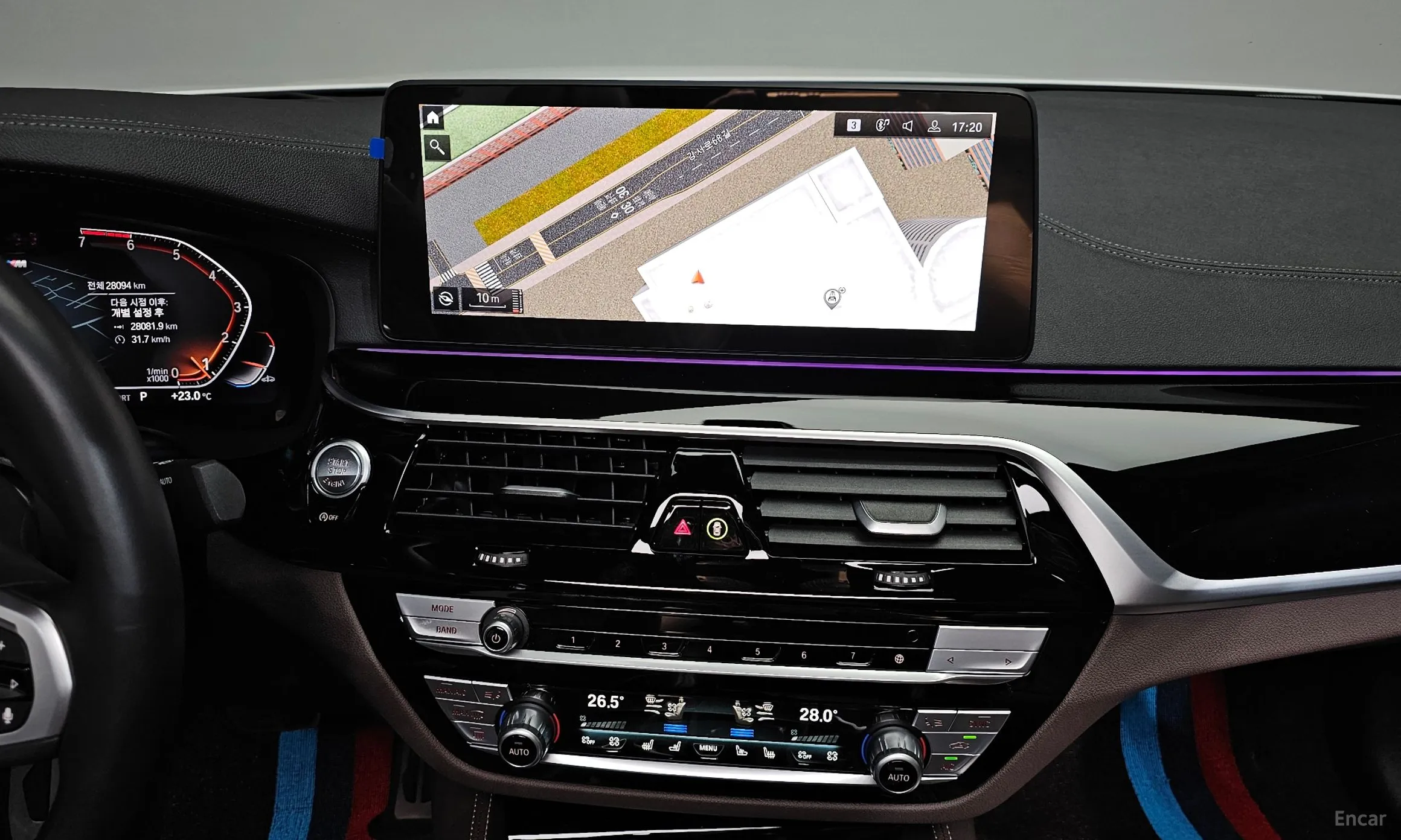 BMW 5 Series (G30) превью 14